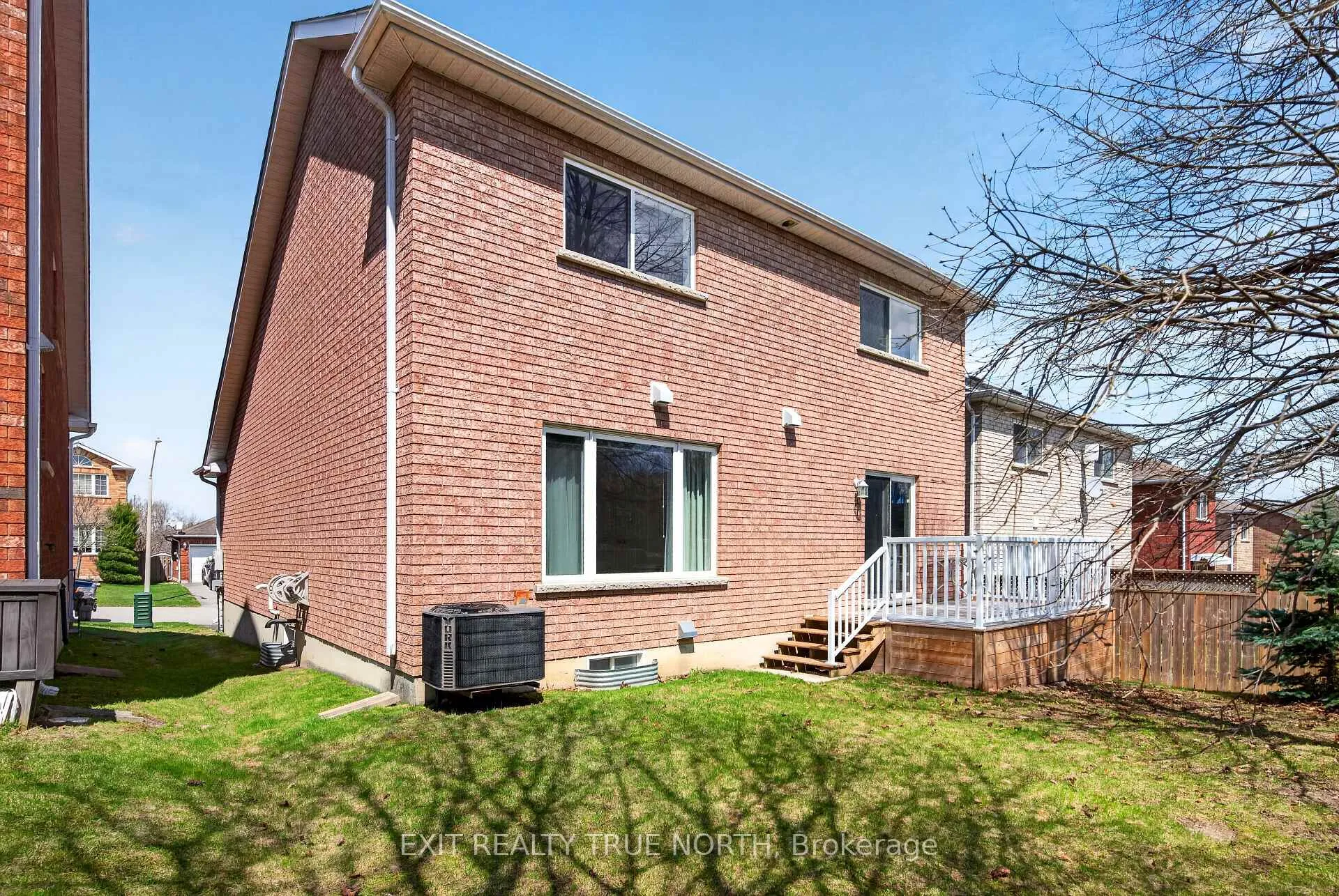 Photo 21 of 1021 Whitney Crescent, Midland — HOMEH