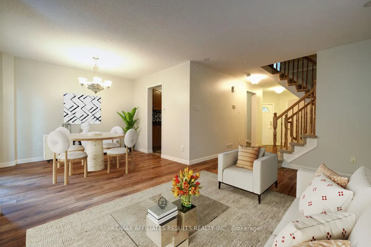 Photo 8 of 93 Mountshannon Drive, Ottawa, Barrhaven - Longfields — HOMEH