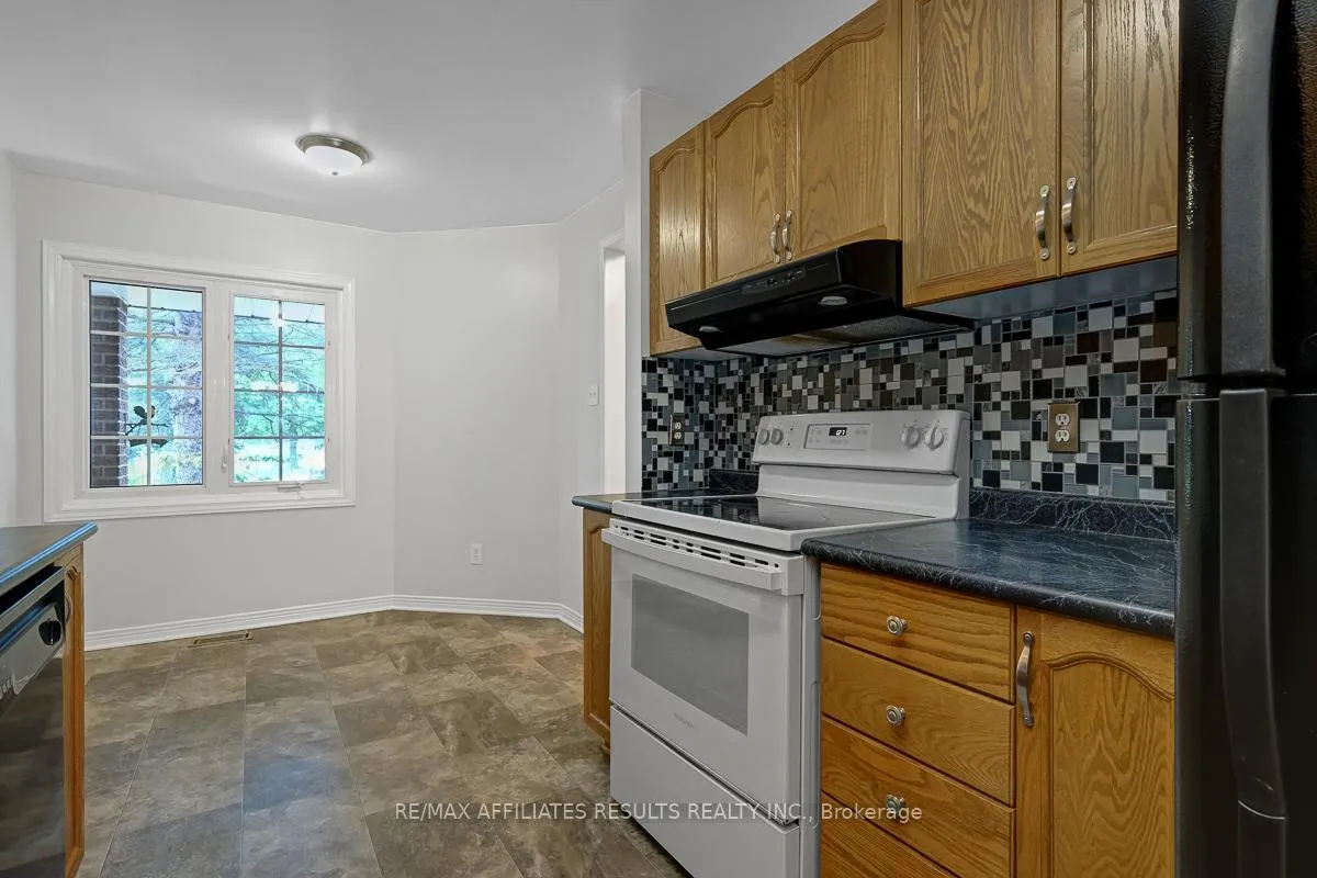 Photo 17 of 93 Mountshannon Drive, Ottawa, Barrhaven - Longfields — HOMEH