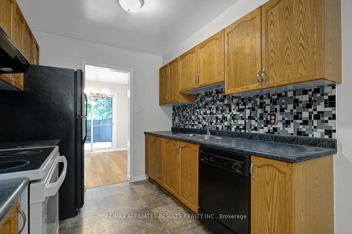Photo 19 of 93 Mountshannon Drive, Ottawa, Barrhaven - Longfields — HOMEH