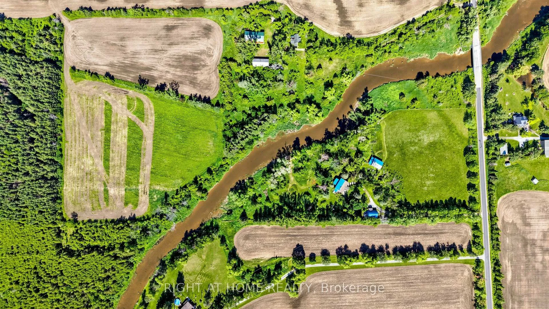 Photo 7 of 1745 Concession 3 Road, Brock, Rural Brock — HOMEH