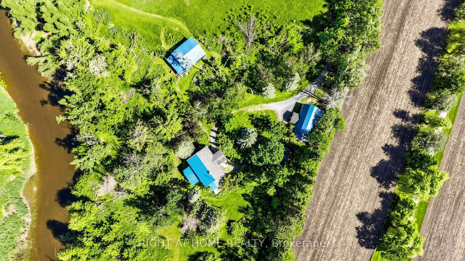 Photo 8 of 1745 Concession 3 Road, Brock, Rural Brock — HOMEH