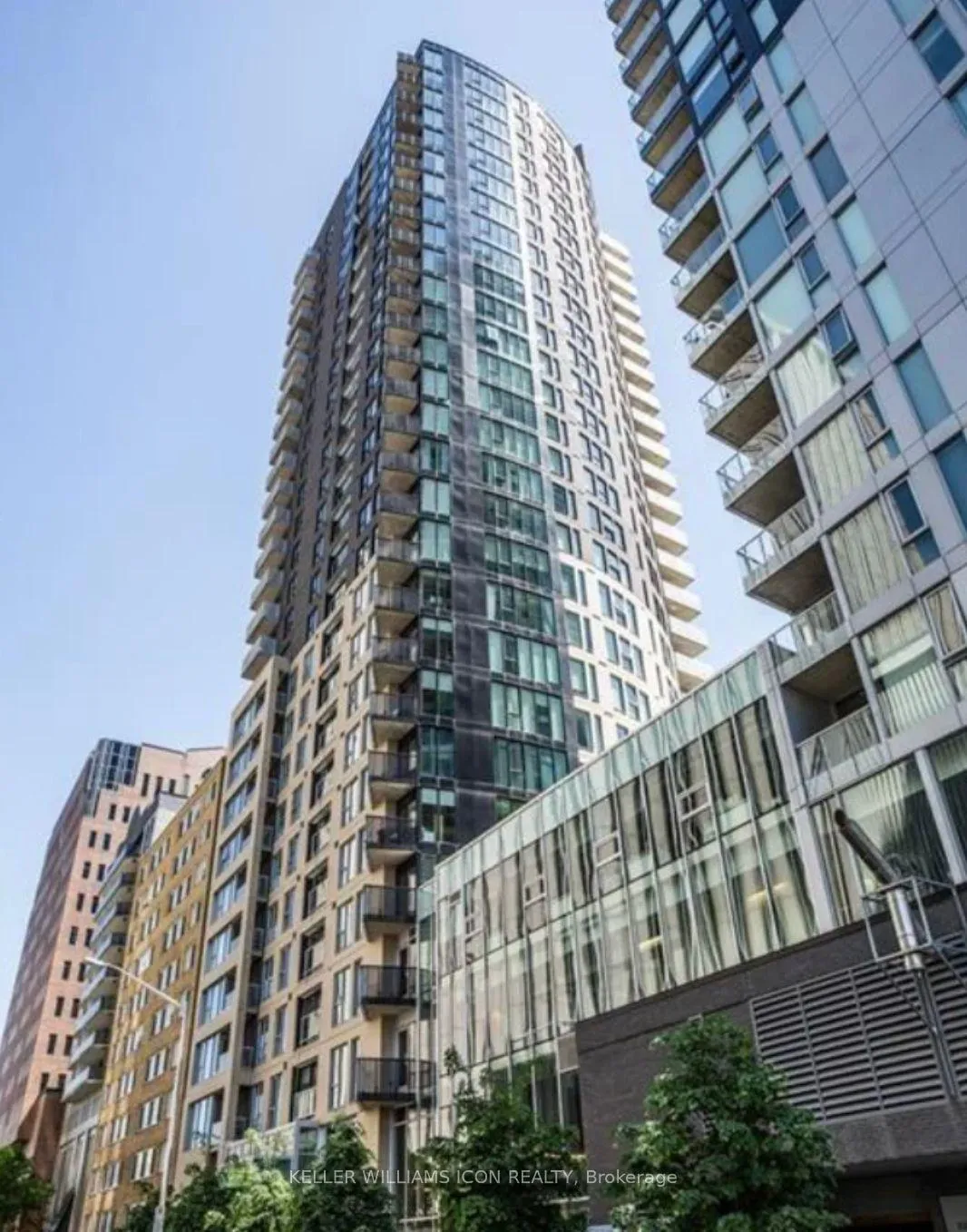 Front of Unit 301, 40 Nepean Street