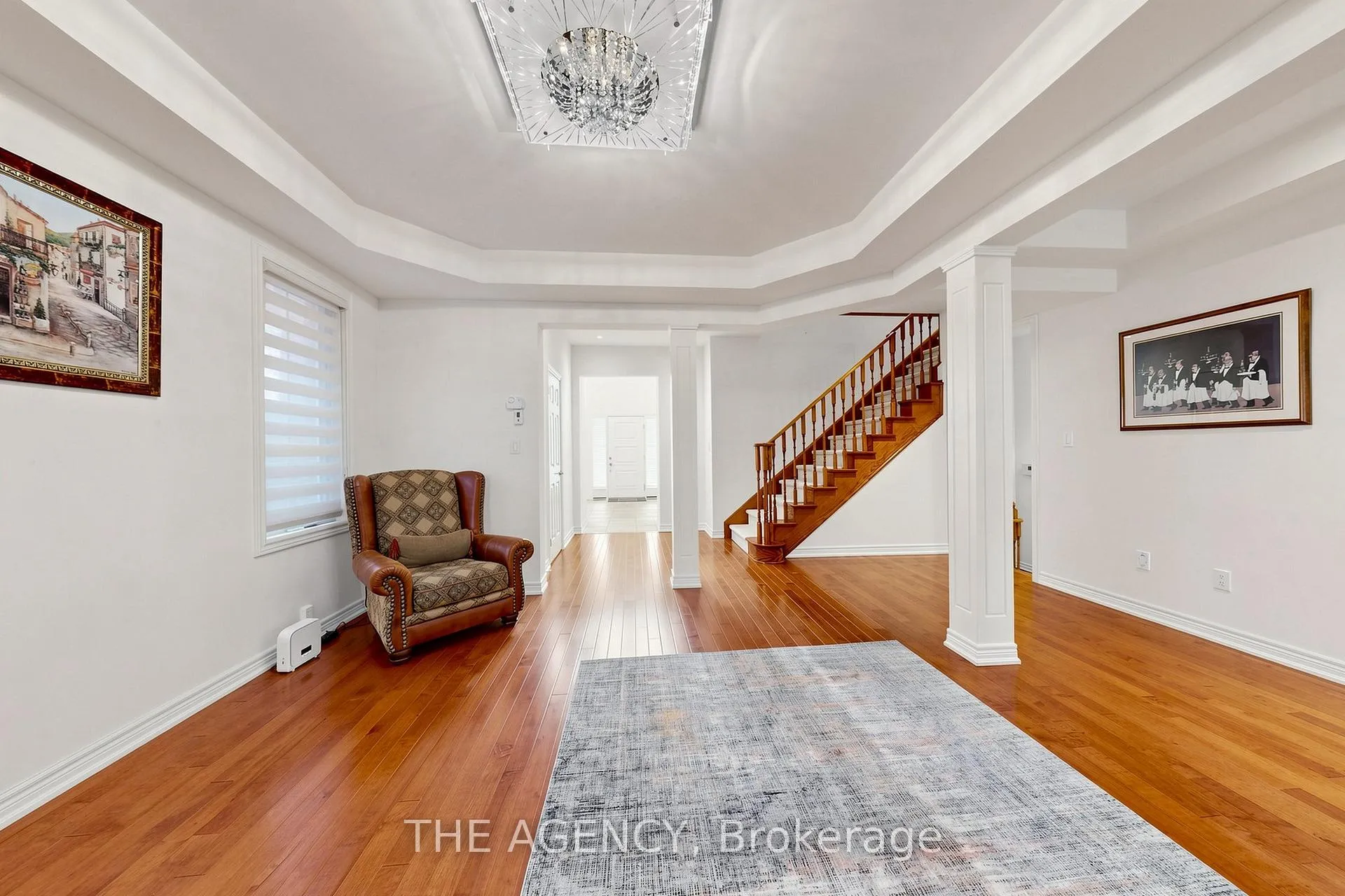 Photo 10 of 98 Fitzmaurice Drive, Vaughan, Patterson — HOMEH