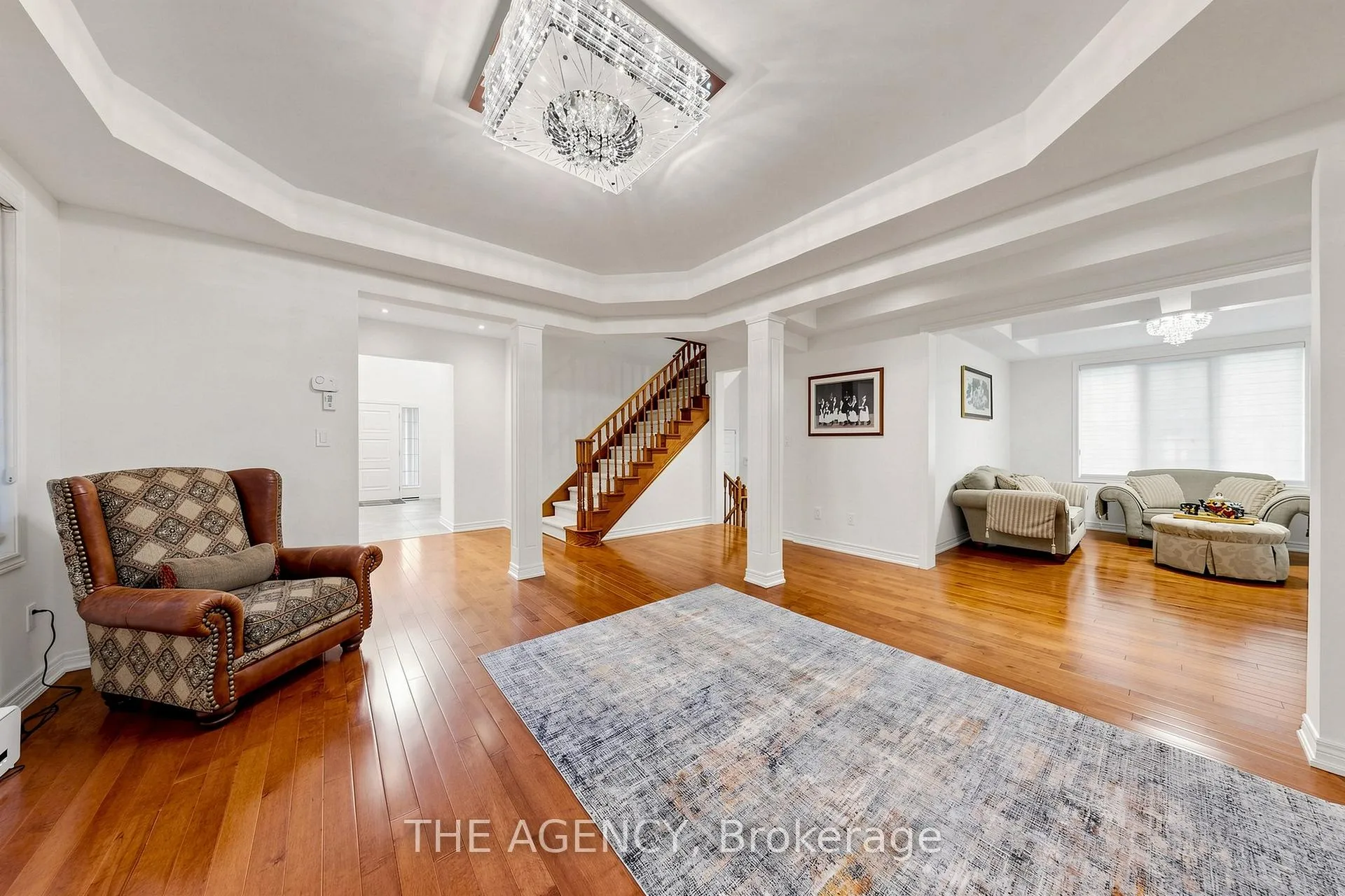 Photo 12 of 98 Fitzmaurice Drive, Vaughan, Patterson — HOMEH