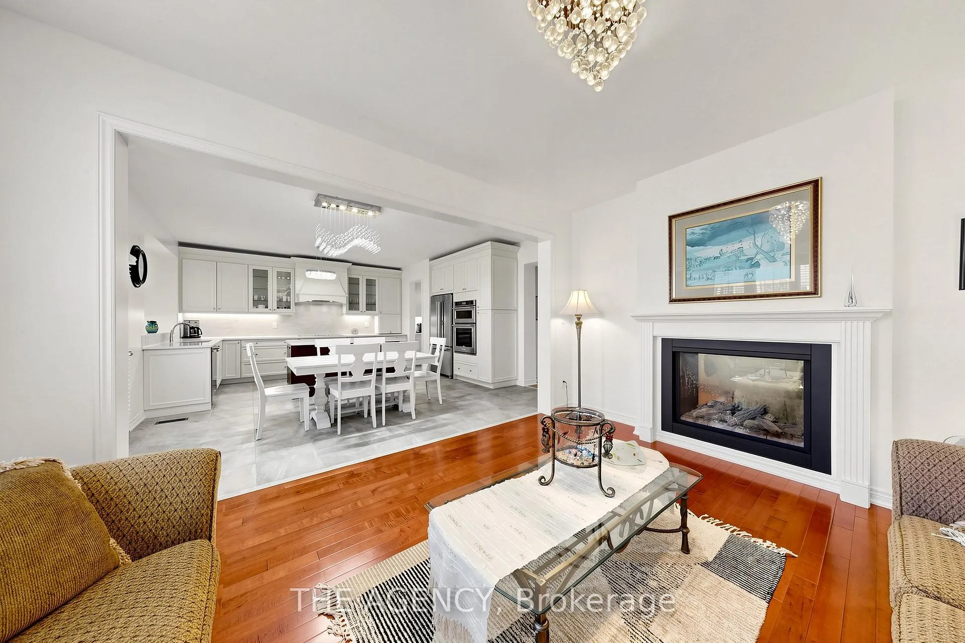 Photo 18 of 98 Fitzmaurice Drive, Vaughan, Patterson — HOMEH