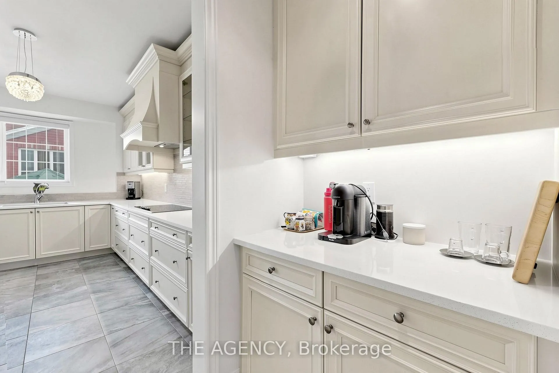 Photo 22 of 98 Fitzmaurice Drive, Vaughan, Patterson — HOMEH