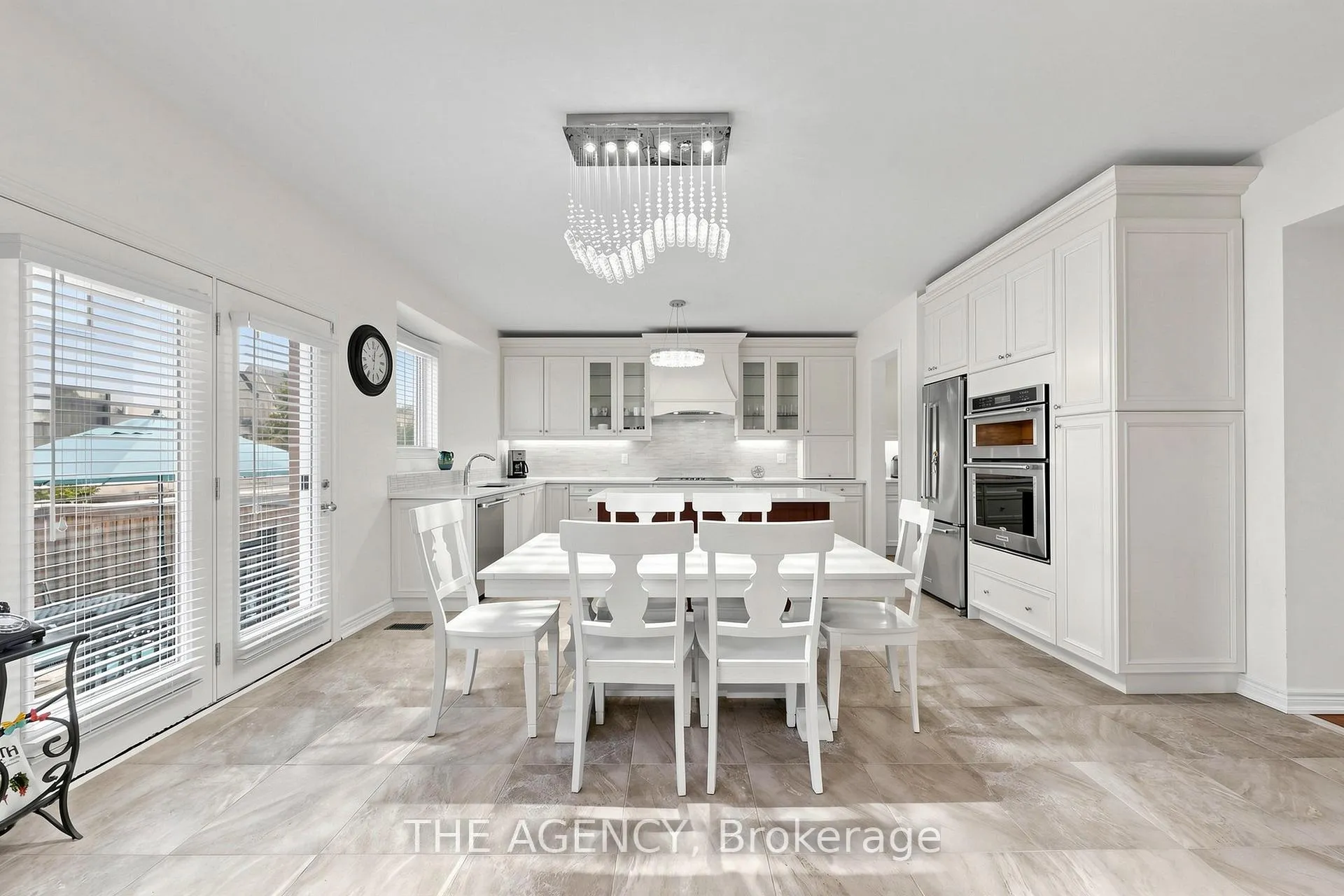 Photo 25 of 98 Fitzmaurice Drive, Vaughan, Patterson — HOMEH