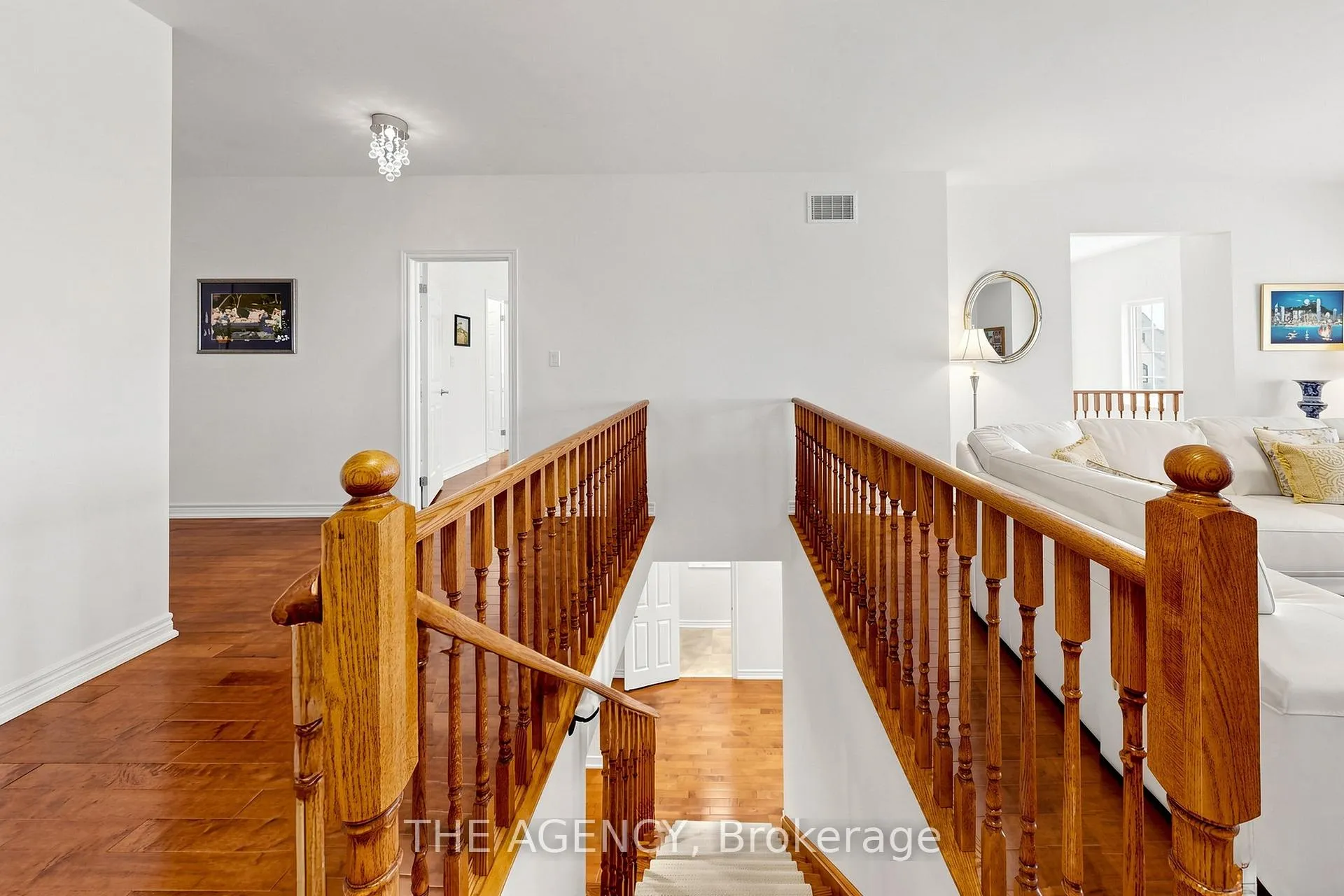 Photo 26 of 98 Fitzmaurice Drive, Vaughan, Patterson — HOMEH