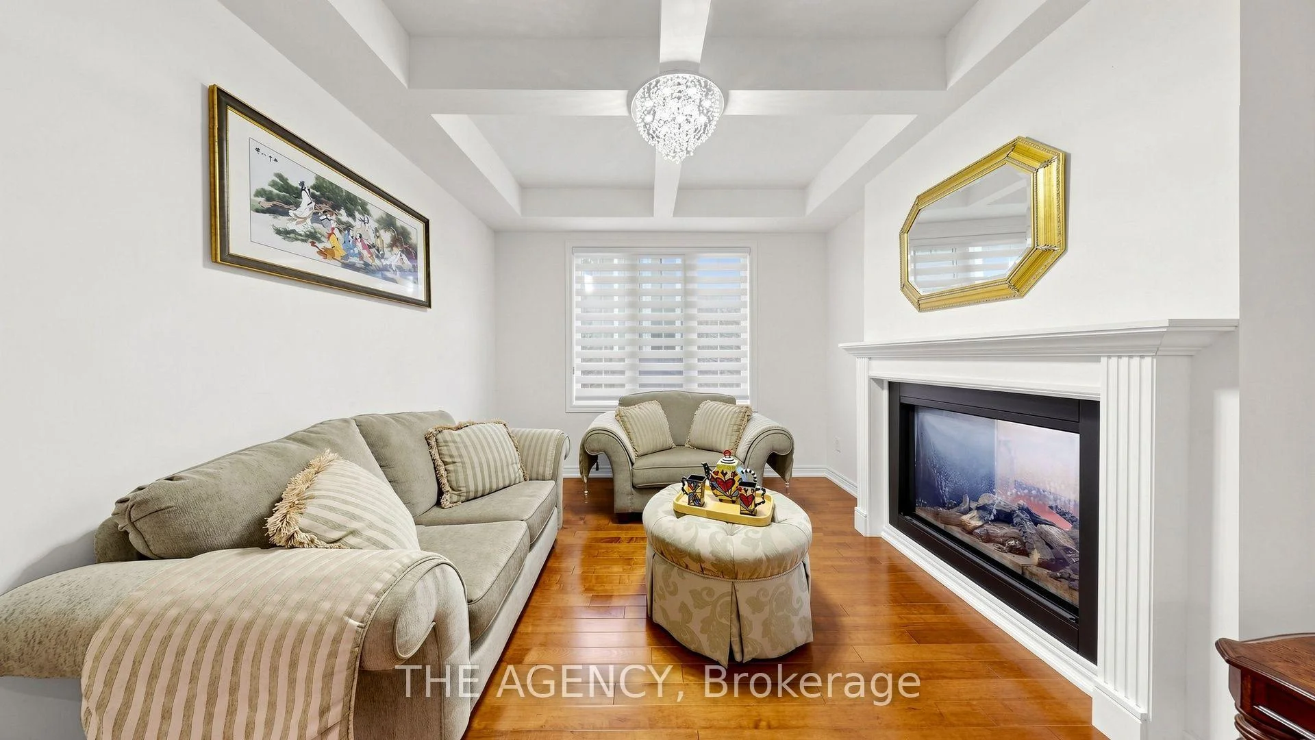 Photo 11 of 98 Fitzmaurice Drive, Vaughan, Patterson — HOMEH
