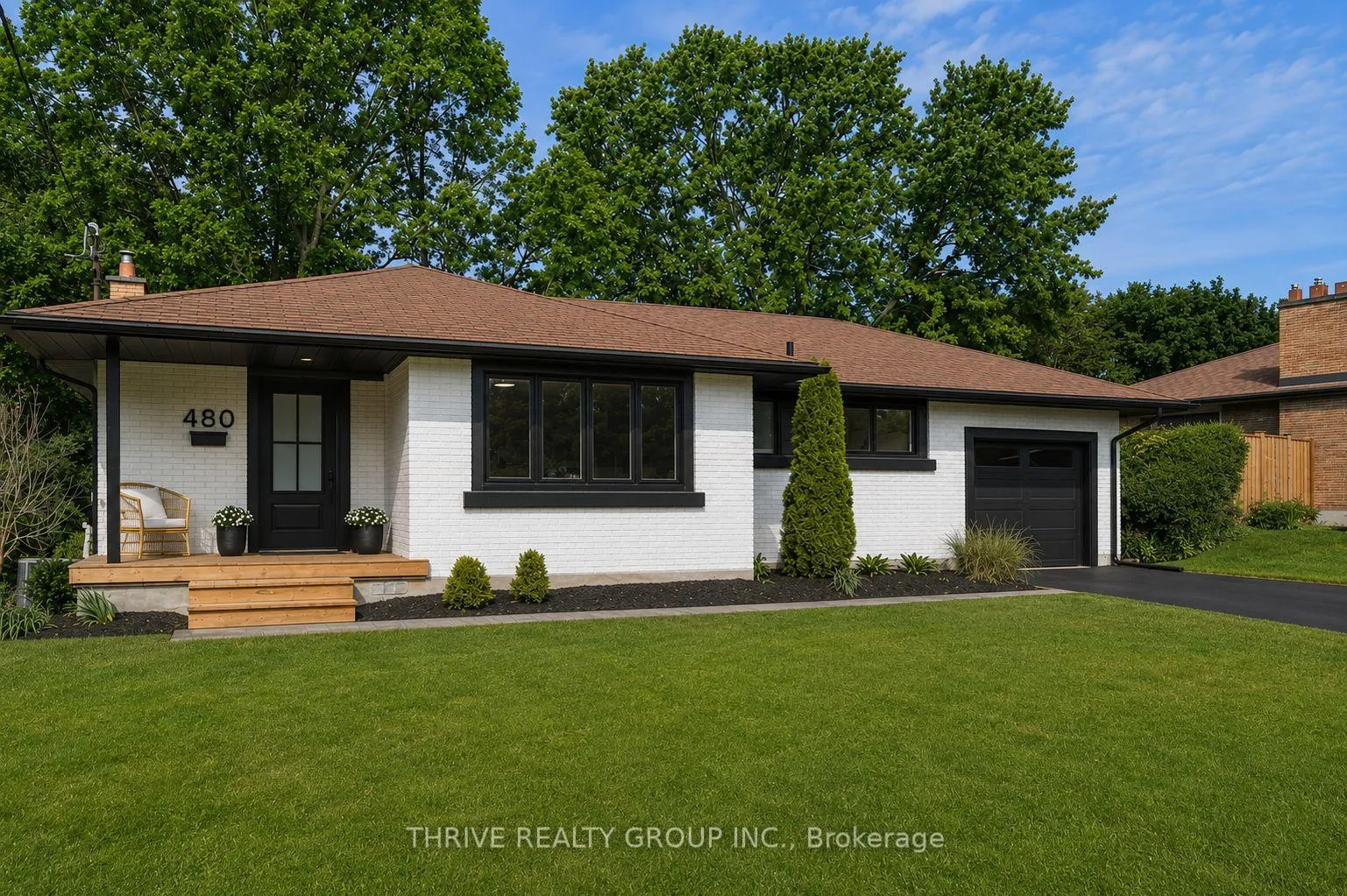 Front of 480 Palmtree Avenue