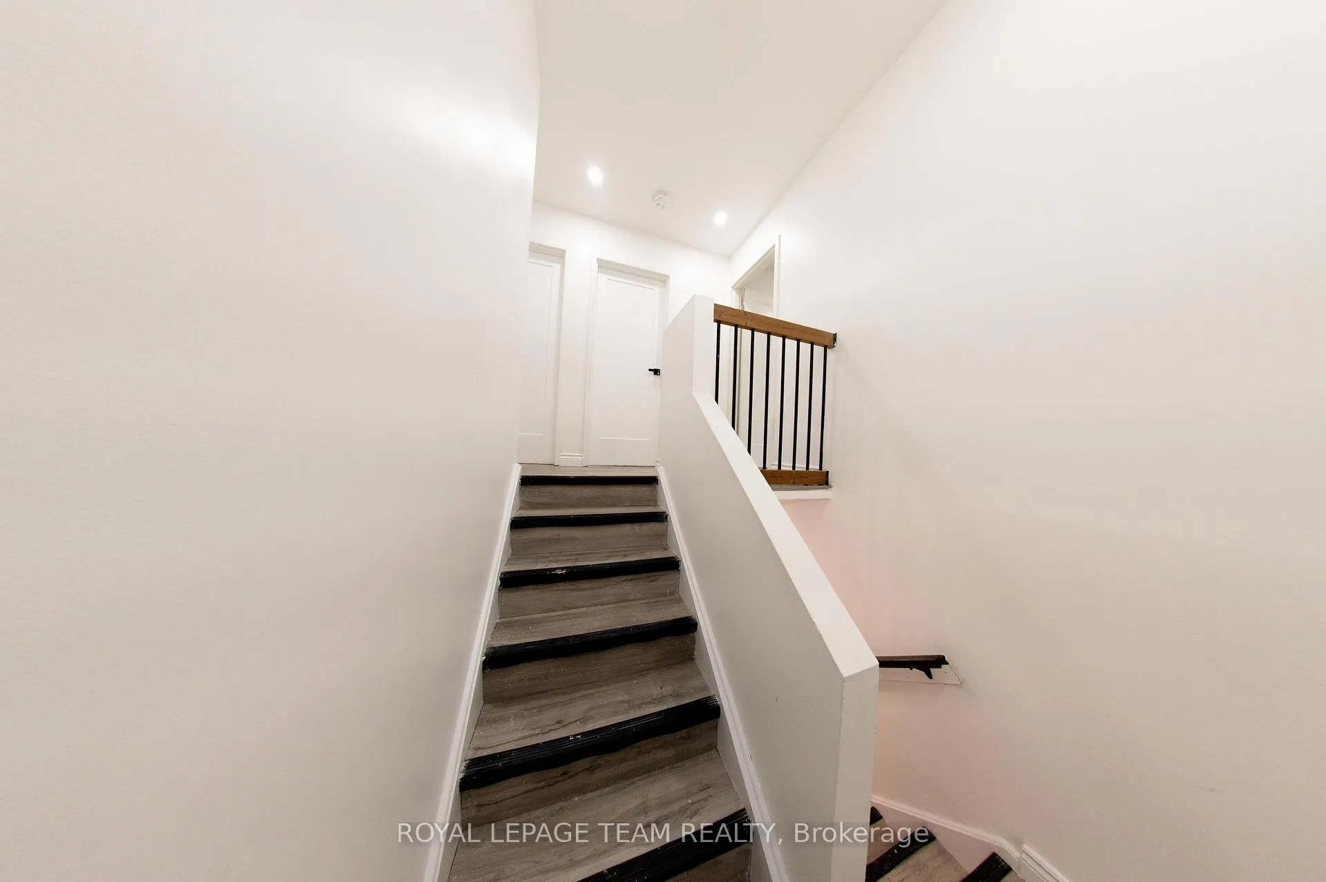Photo 35 of Unit 44, 3415 Uplands Drive, Ottawa, Hunt Club — HOMEH