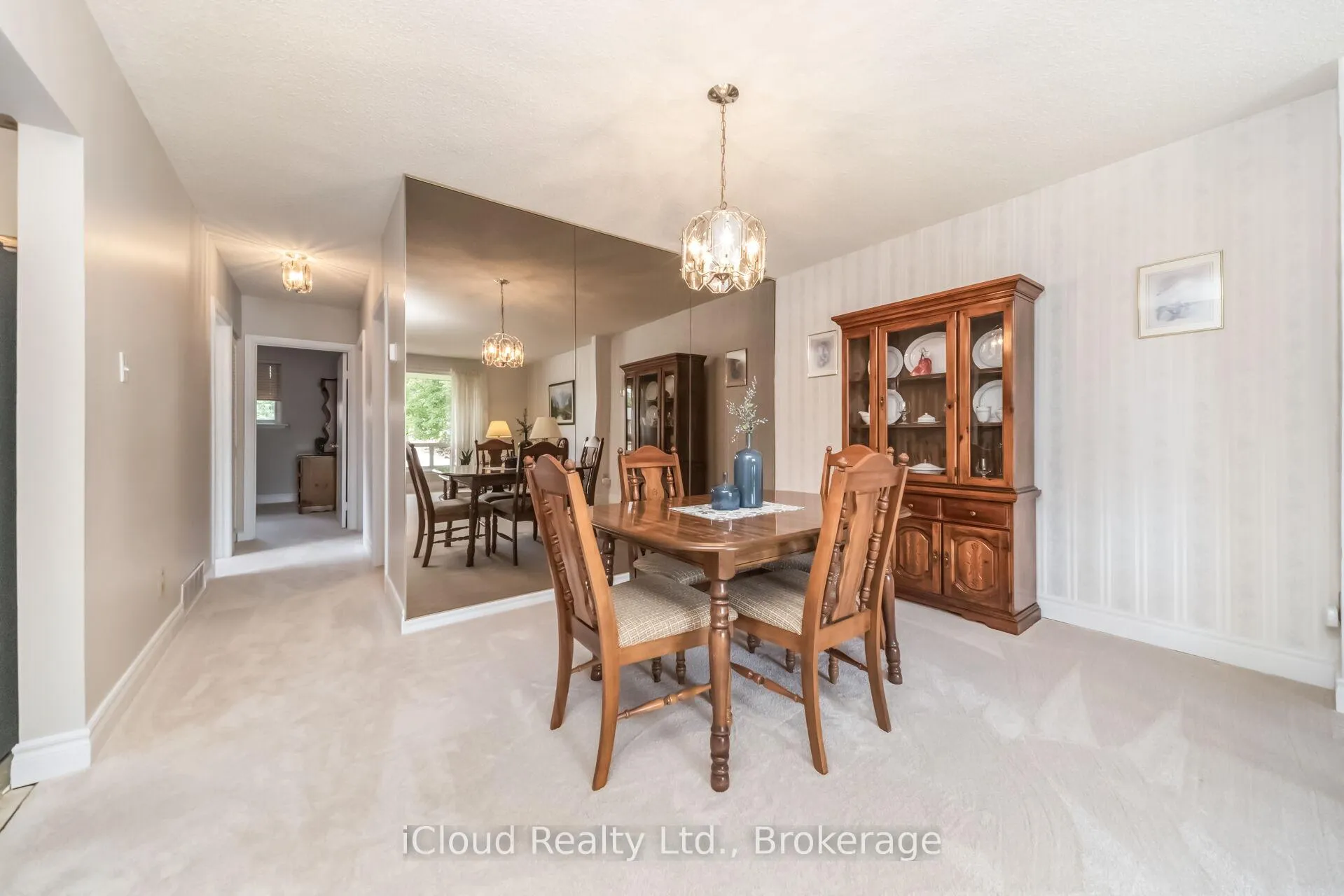 Photo 13 of 17 Algonquin Boulevard, Brampton, Avondale — HOMEH