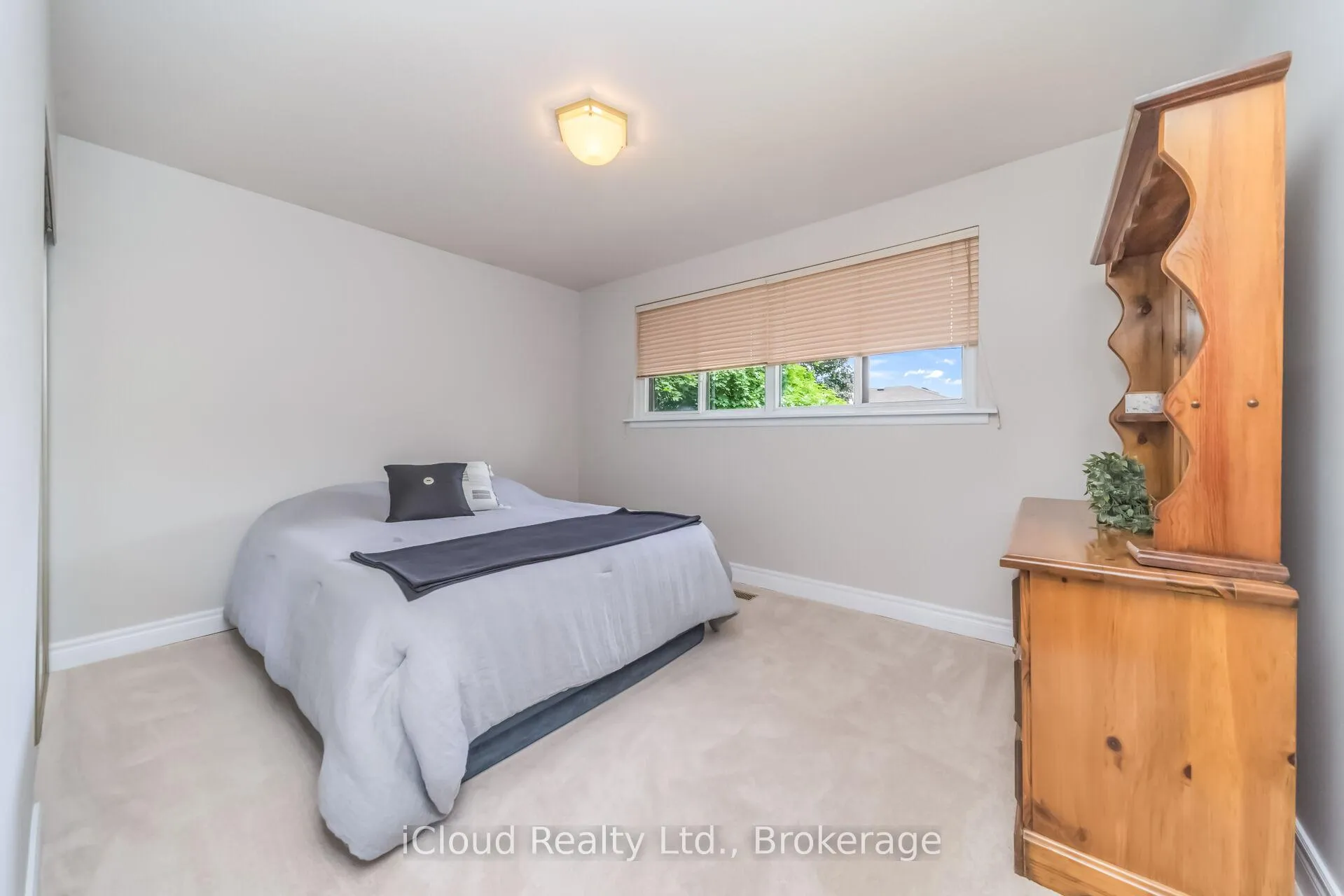Photo 25 of 17 Algonquin Boulevard, Brampton, Avondale — HOMEH