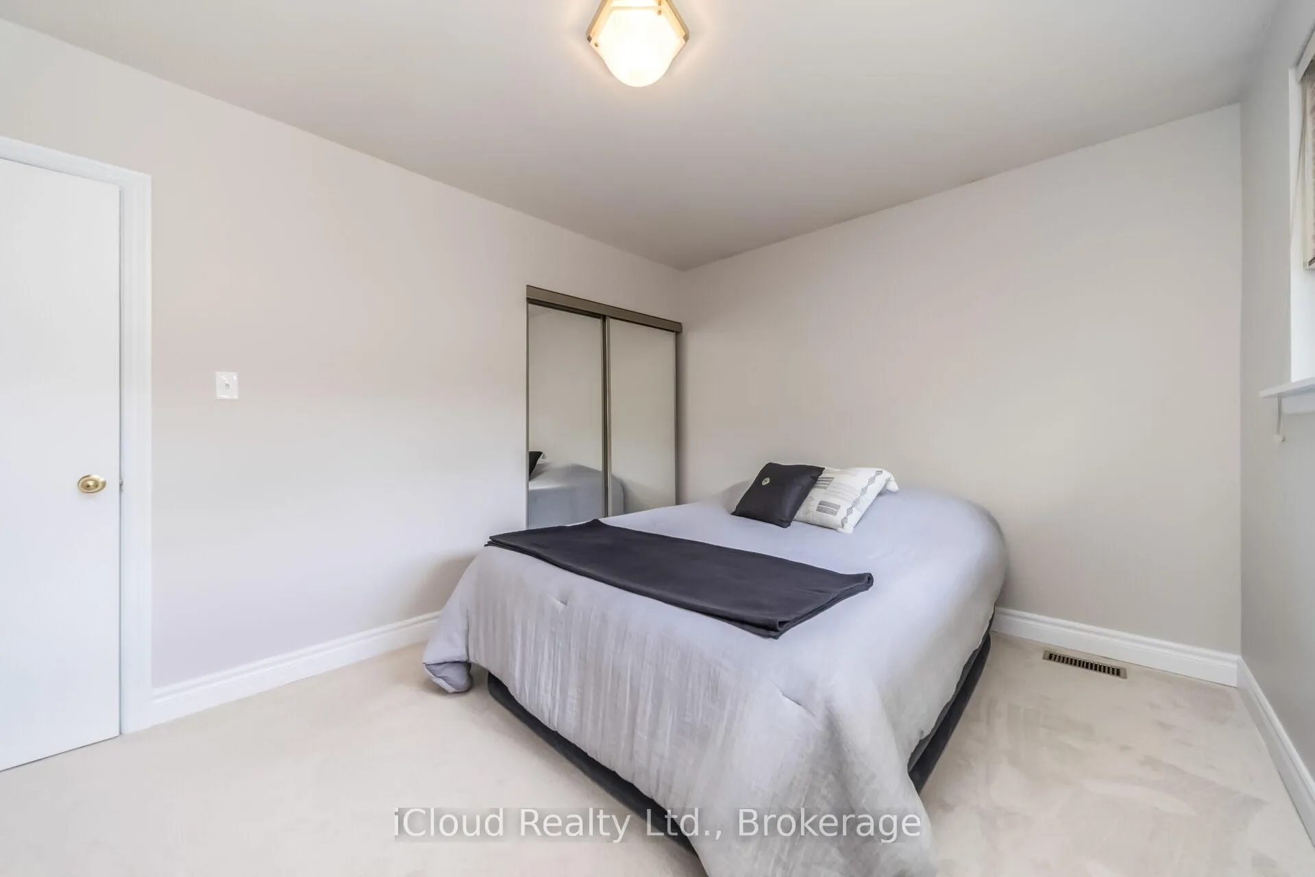 Photo 26 of 17 Algonquin Boulevard, Brampton, Avondale — HOMEH