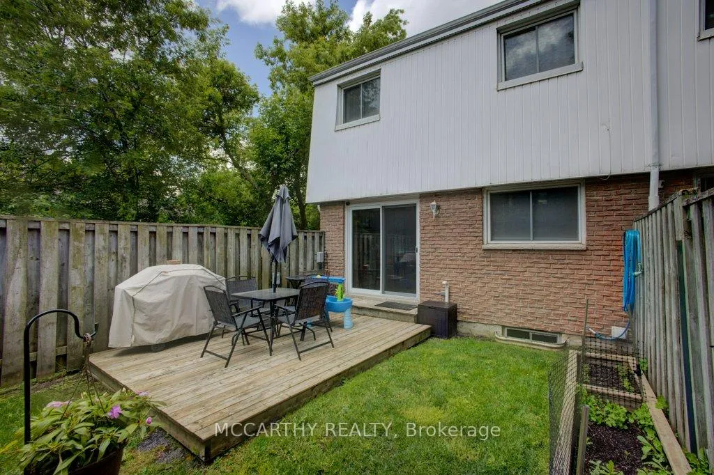 Photo 33 of Unit 41, 325 William Street, Shelburne — HOMEH