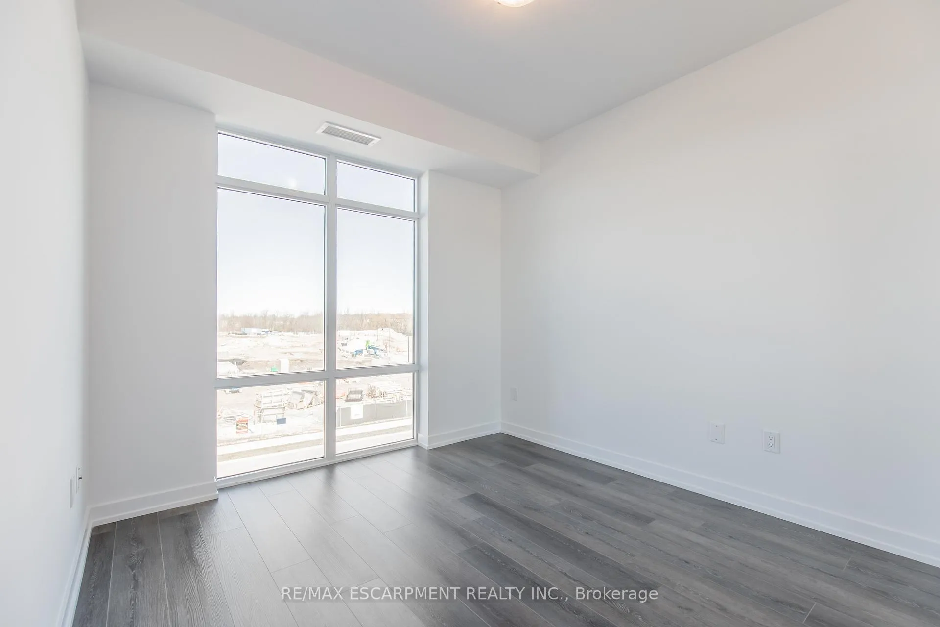 Photo 18 of Unit 336, 10 Mallard Trail, Hamilton, Waterdown — HOMEH