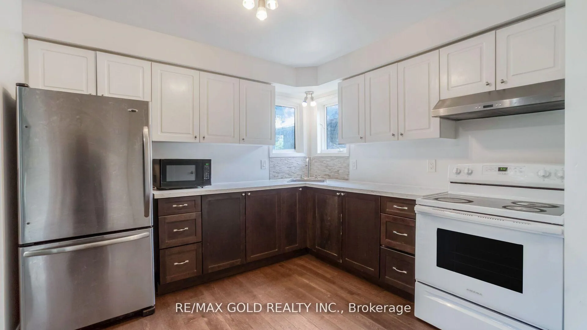 Photo 10 of 222 Fleming Drive, London, East D — HOMEH