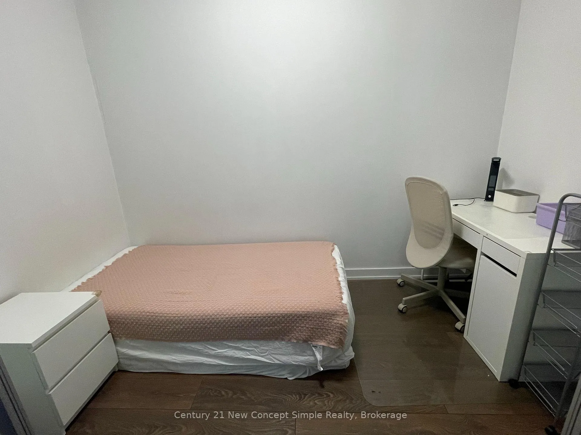Photo 6 of Unit 302, 609 Avenue Road, Toronto, Yonge-St. Clair — HOMEH