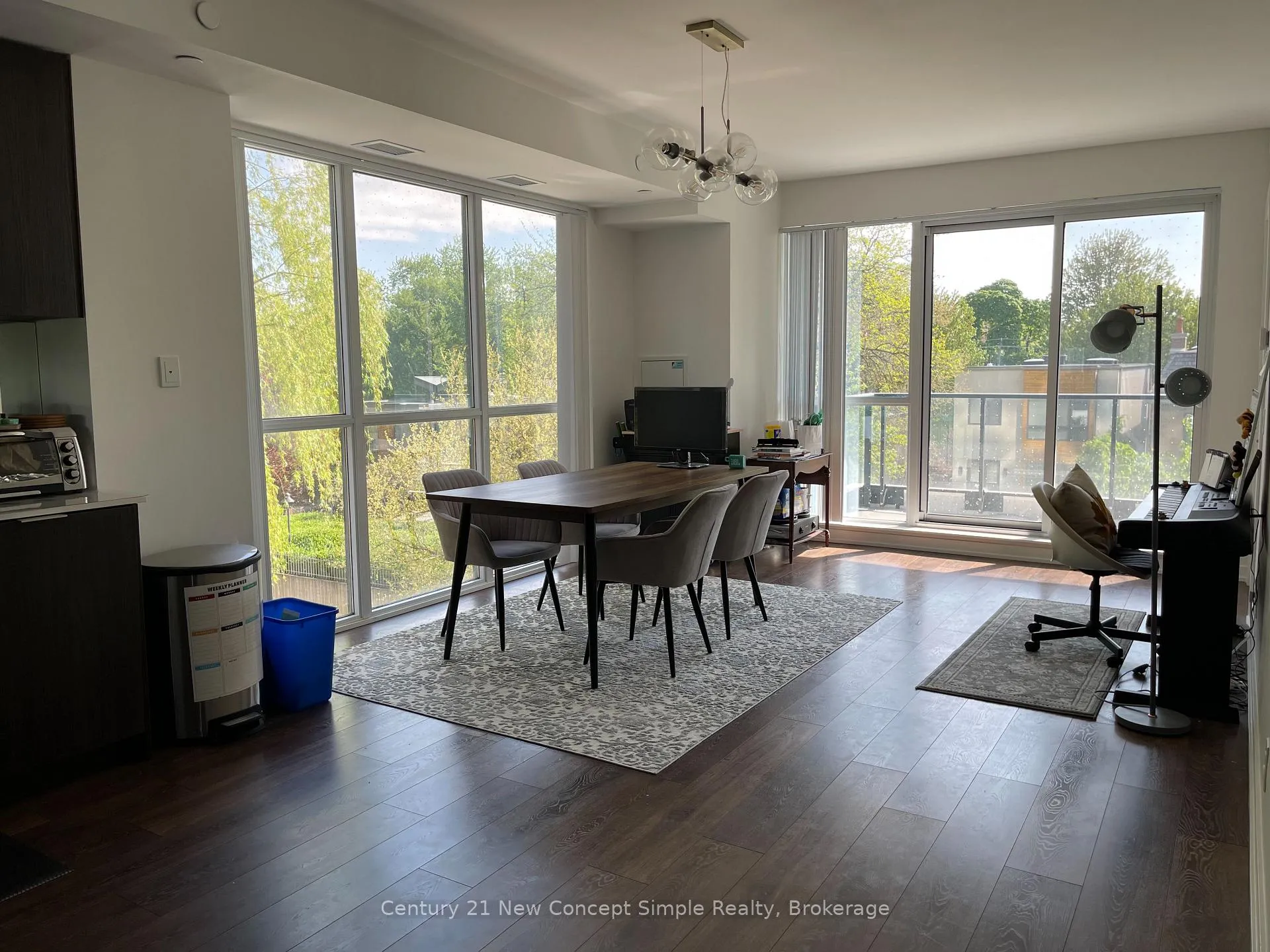 Photo 14 of Unit 302, 609 Avenue Road, Toronto, Yonge-St. Clair — HOMEH
