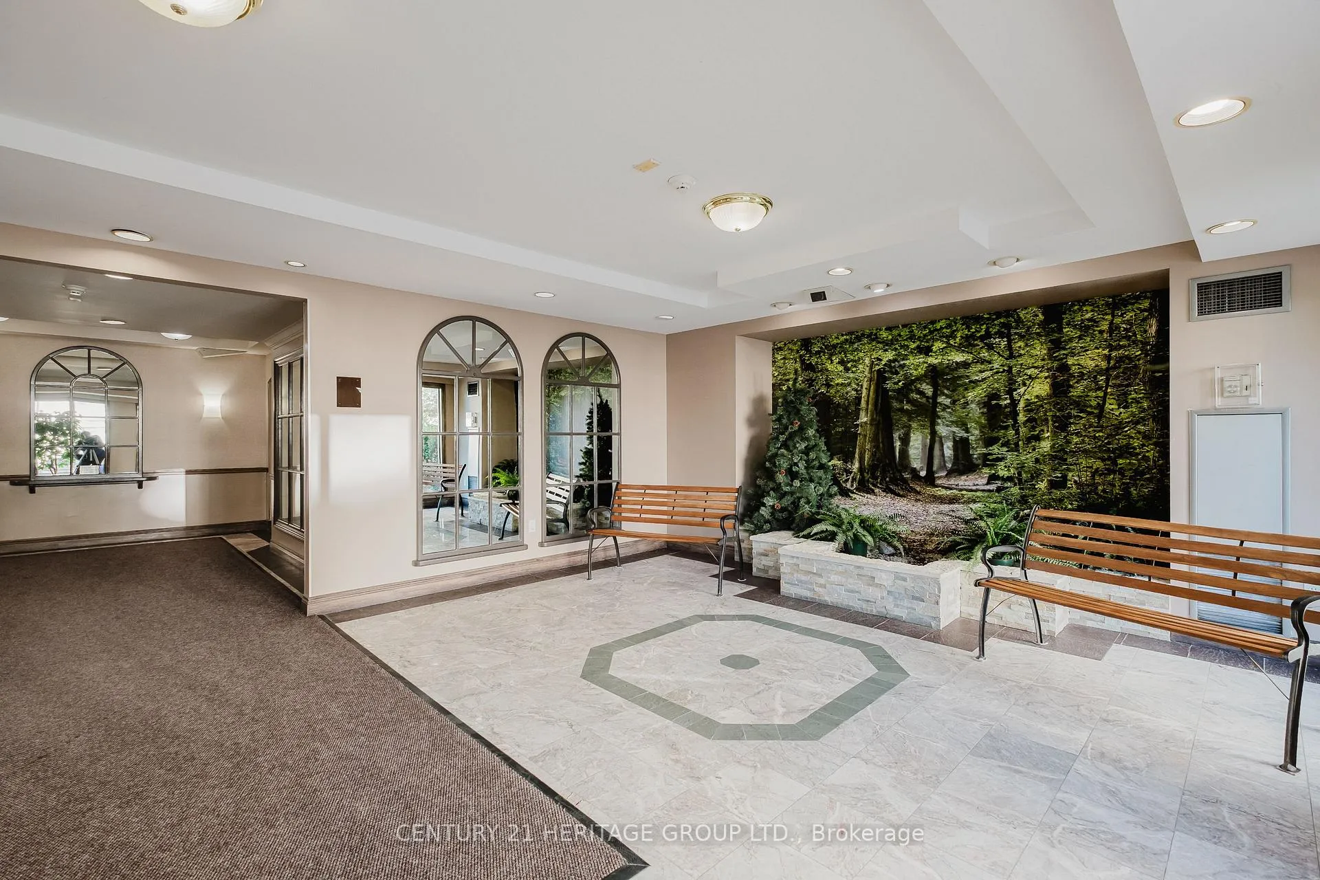 Photo 5 of Unit 209, 270 Davis Drive, Newmarket, Central Newmarket — HOMEH