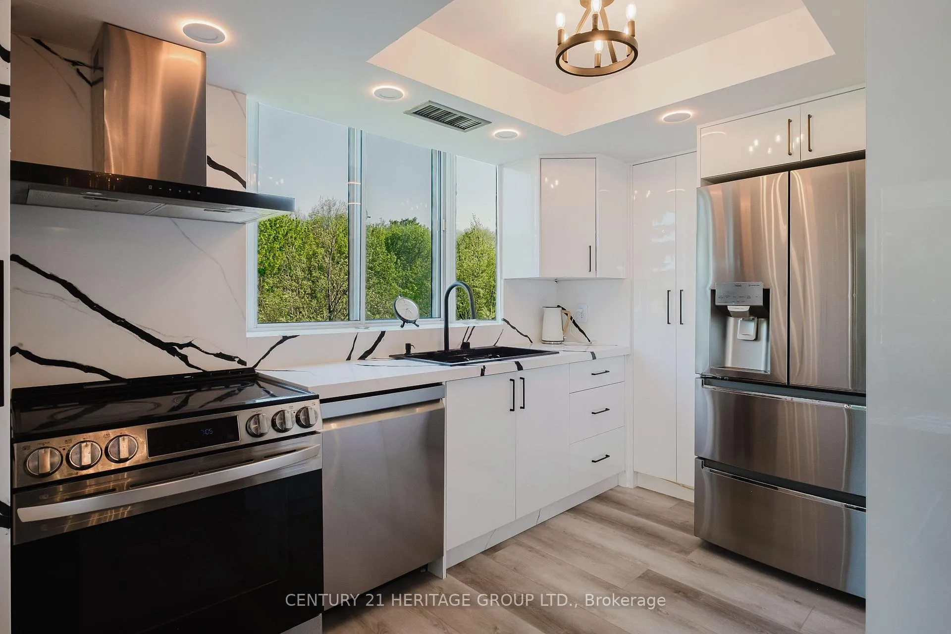 Photo 9 of Unit 209, 270 Davis Drive, Newmarket, Central Newmarket — HOMEH