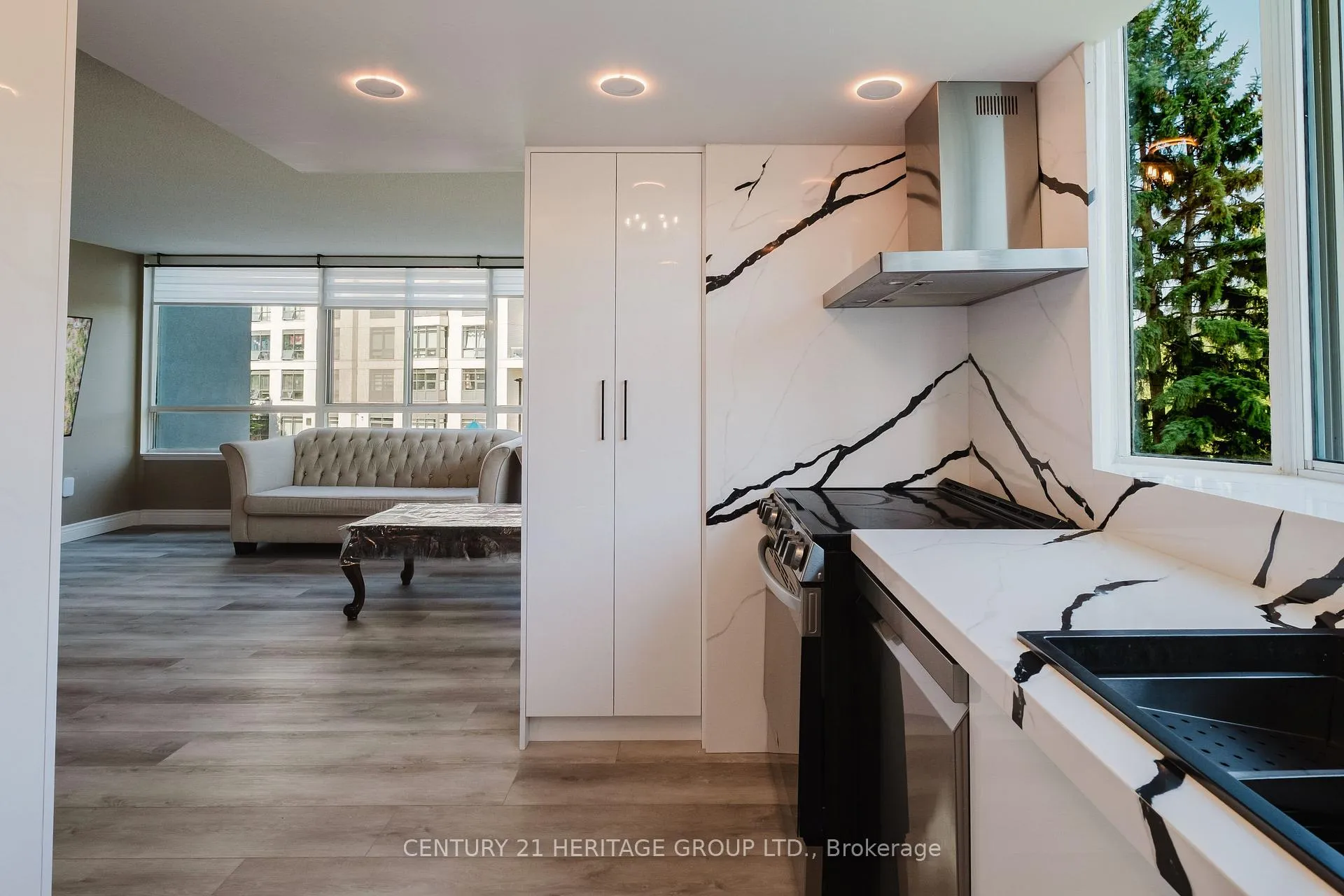 Photo 12 of Unit 209, 270 Davis Drive, Newmarket, Central Newmarket — HOMEH