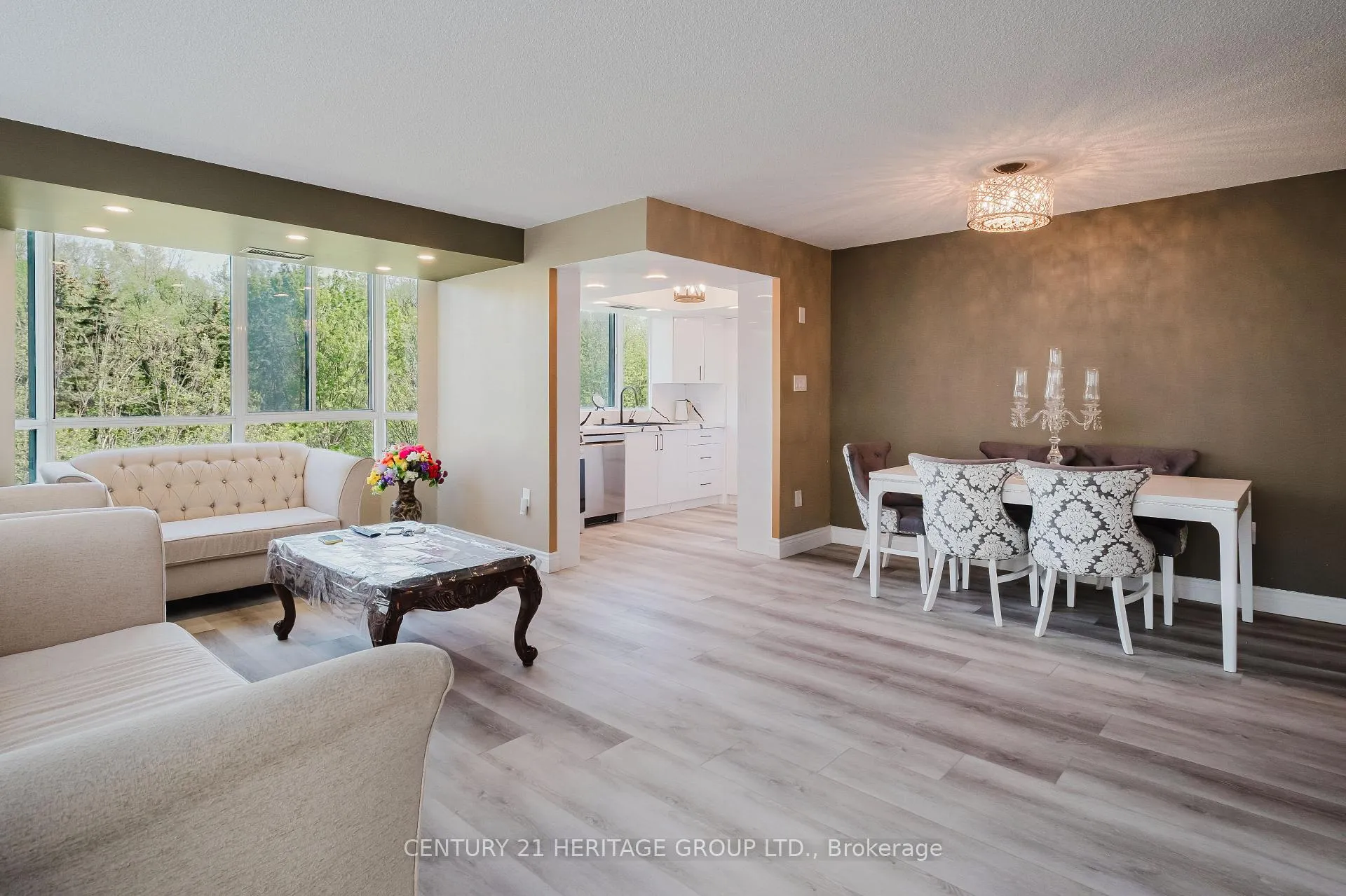 Photo 16 of Unit 209, 270 Davis Drive, Newmarket, Central Newmarket — HOMEH