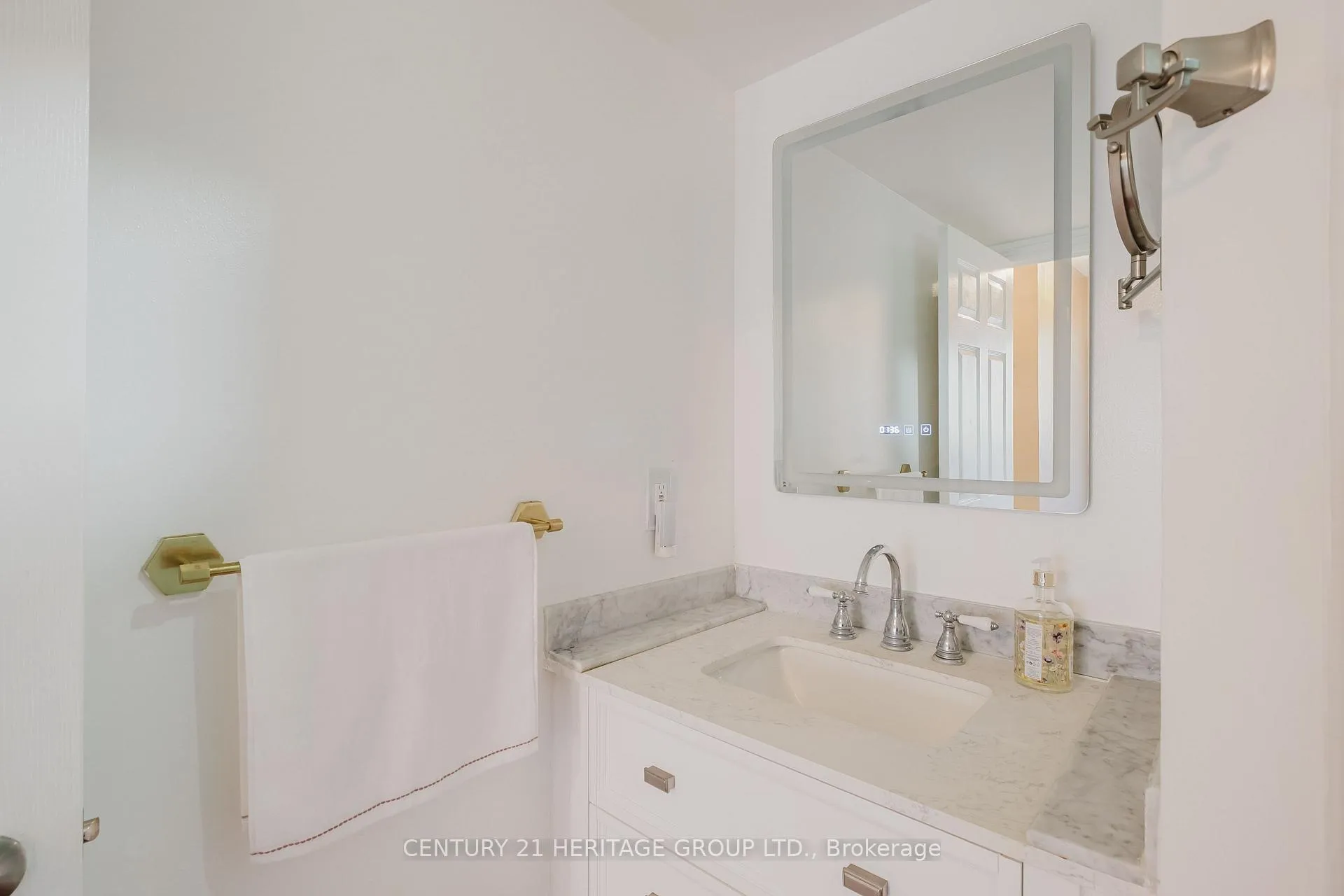 Photo 18 of Unit 209, 270 Davis Drive, Newmarket, Central Newmarket — HOMEH