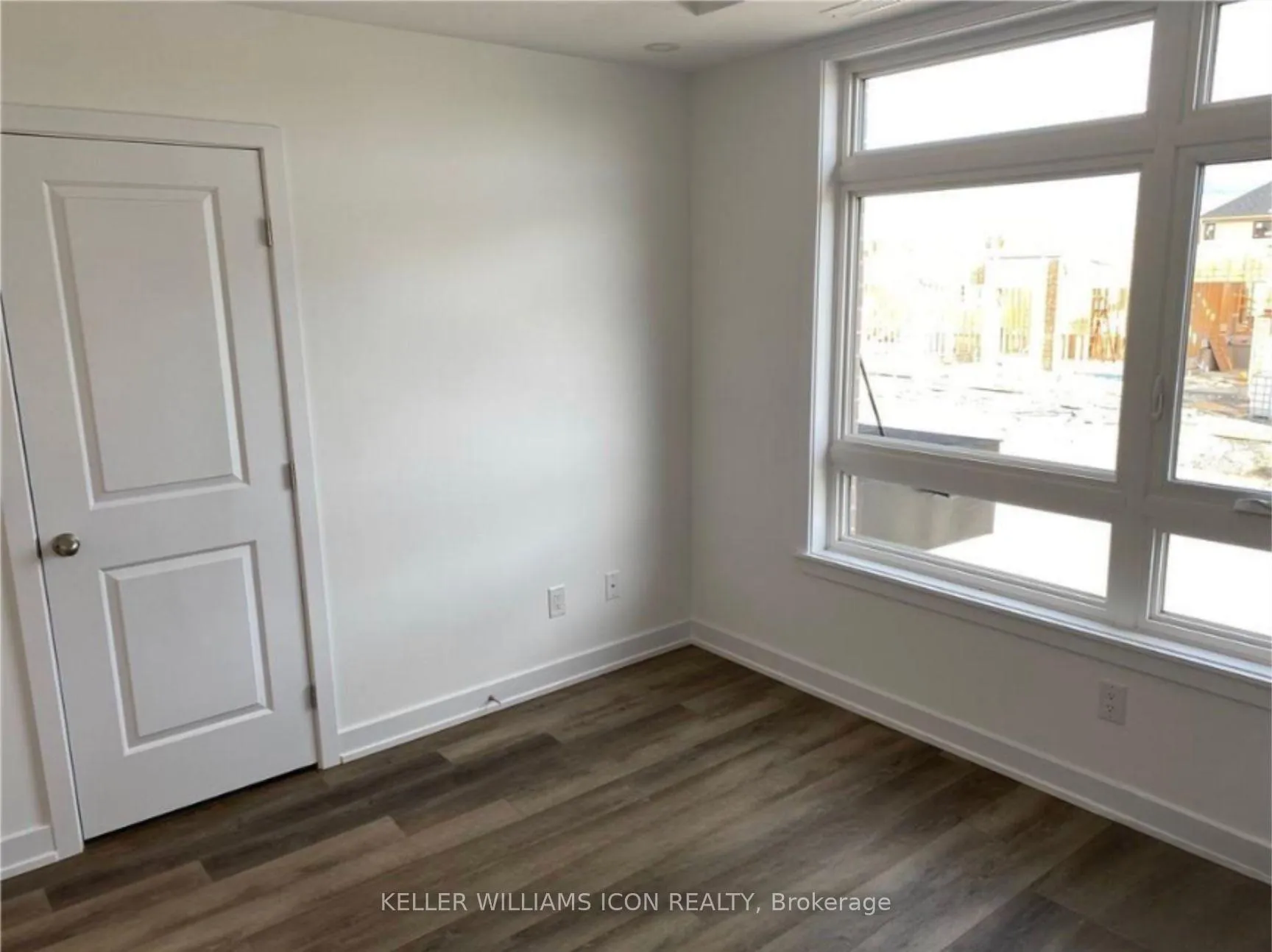 Photo 6 of Unit H, 35 Overberg Way, Ottawa, Kanata - Emerald Meadows/Trailwest — HOMEH