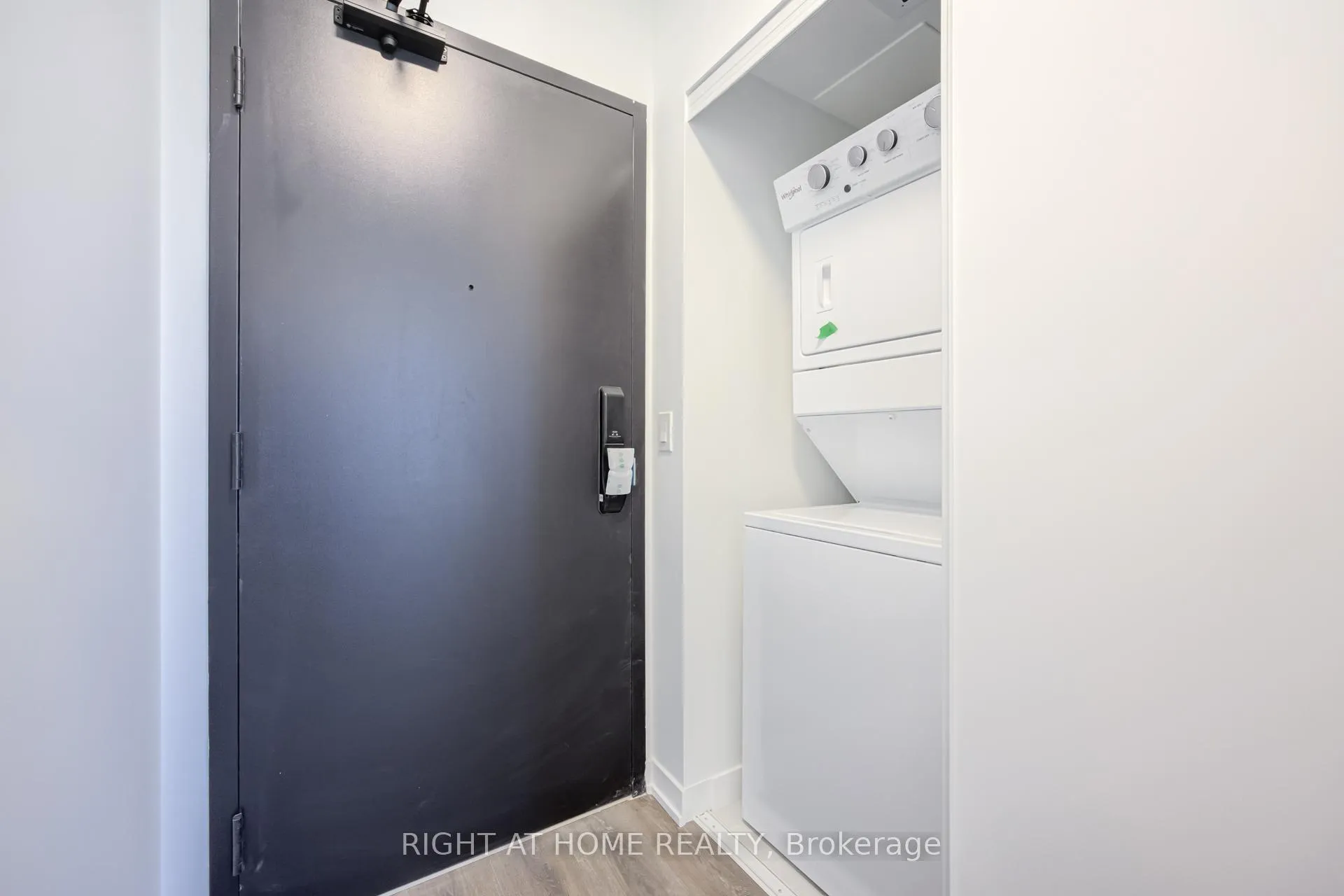 Photo 20 of Unit C1605, 4878 Powers Common, Burlington, Alton — HOMEH