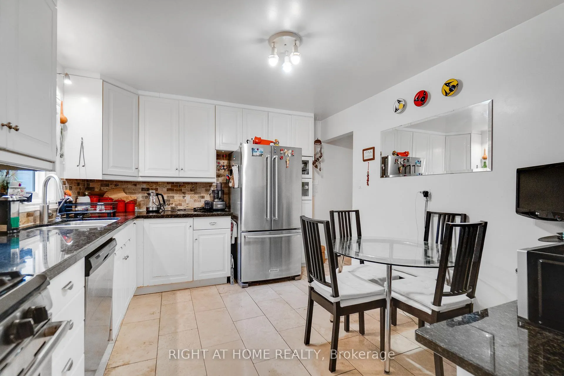 Photo 18 of 1093 Montgomery Drive, Oakville, Glen Abbey — HOMEH
