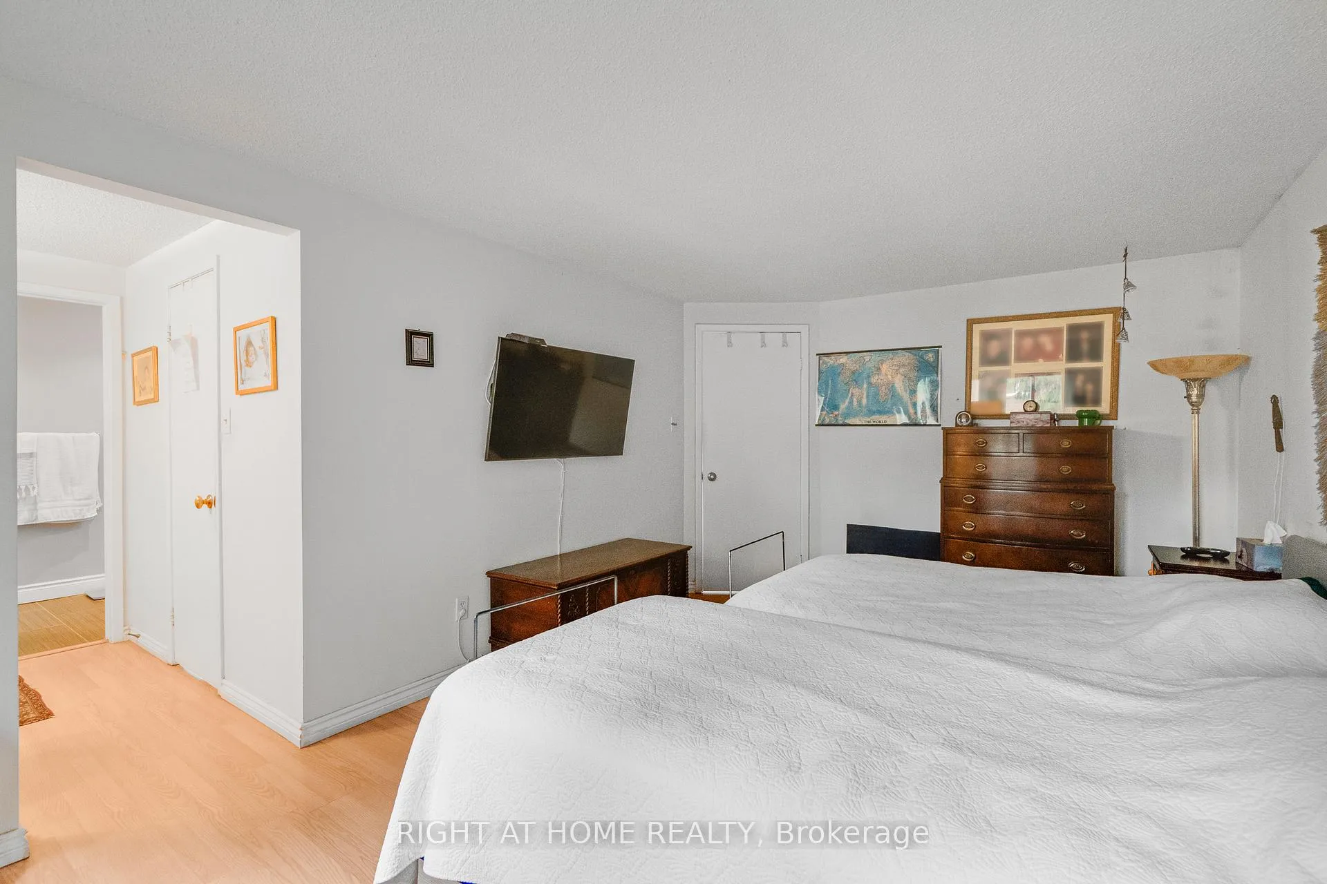 Photo 27 of 1093 Montgomery Drive, Oakville, Glen Abbey — HOMEH