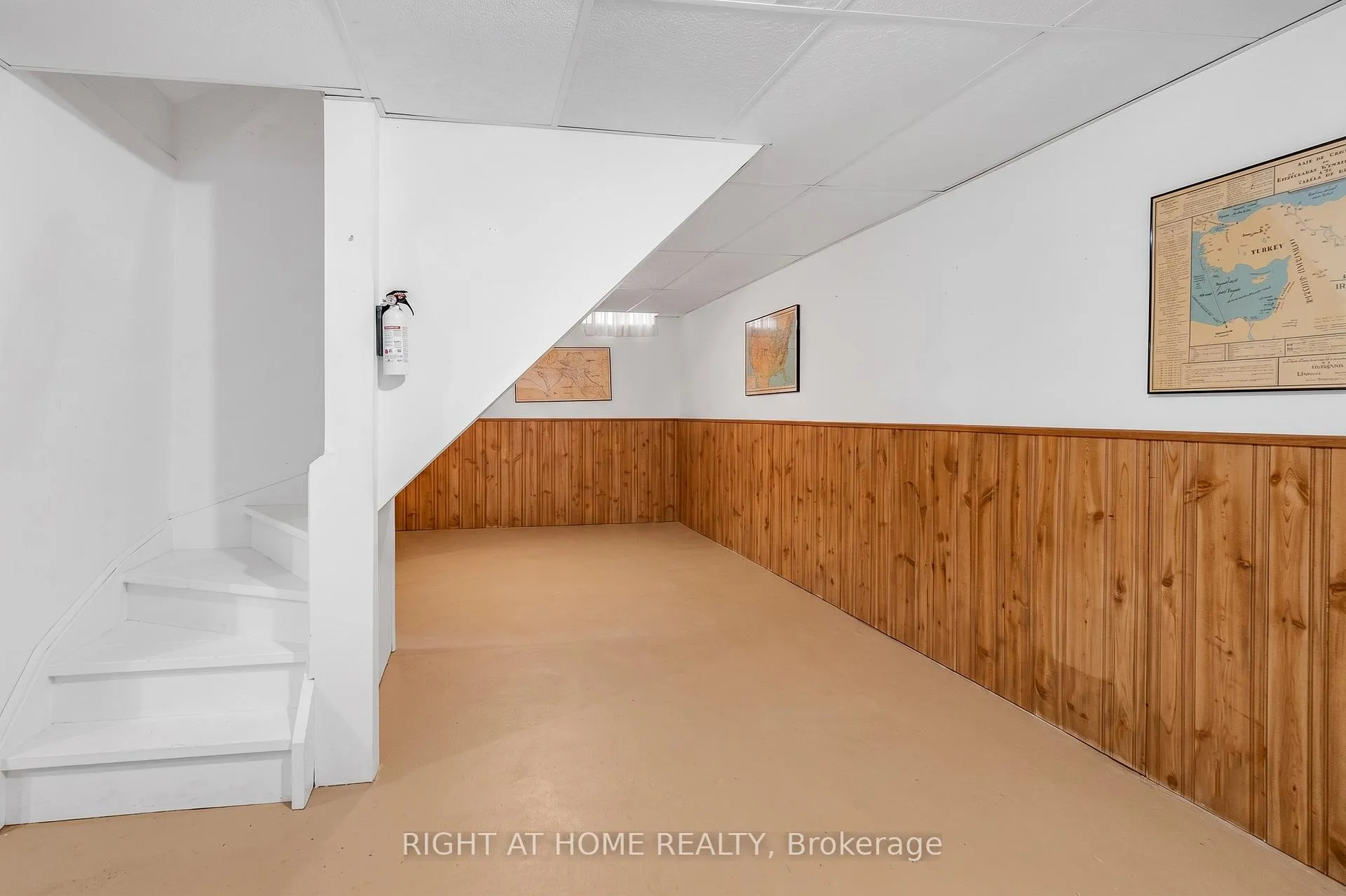 Photo 37 of 1093 Montgomery Drive, Oakville, Glen Abbey — HOMEH