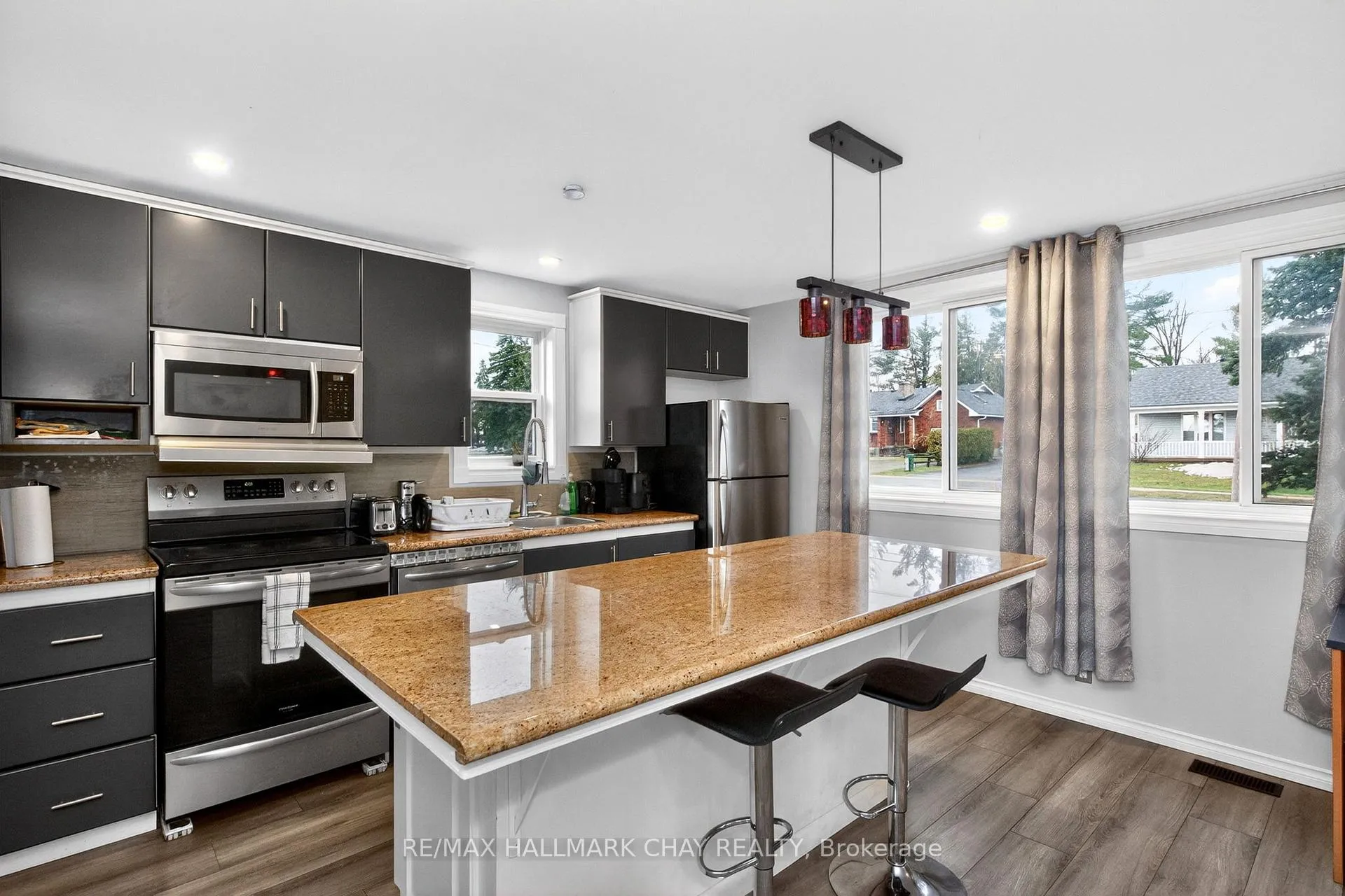 Photo 6 of 371 Barrie Road, Orillia — HOMEH