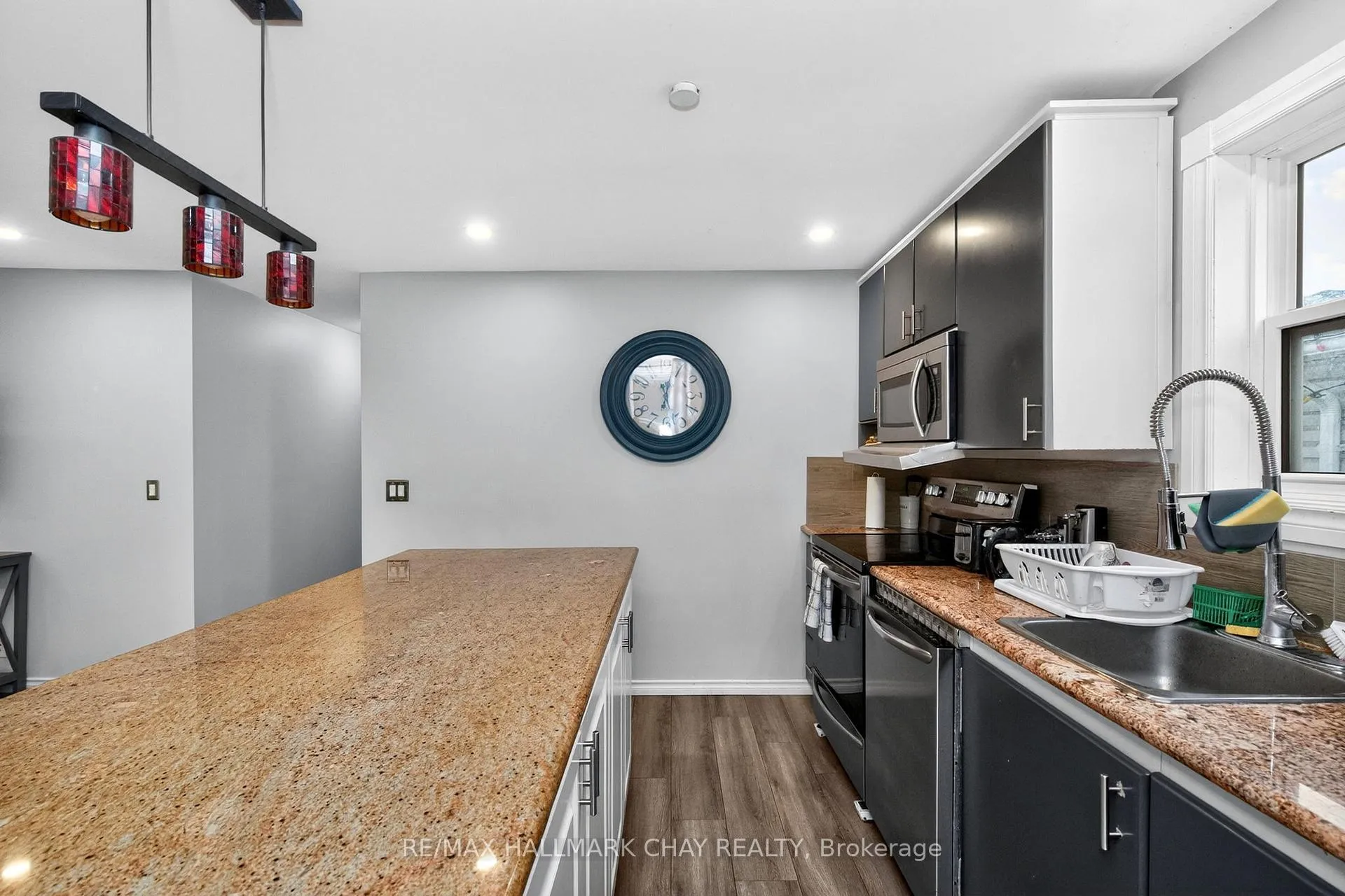Photo 8 of 371 Barrie Road, Orillia — HOMEH