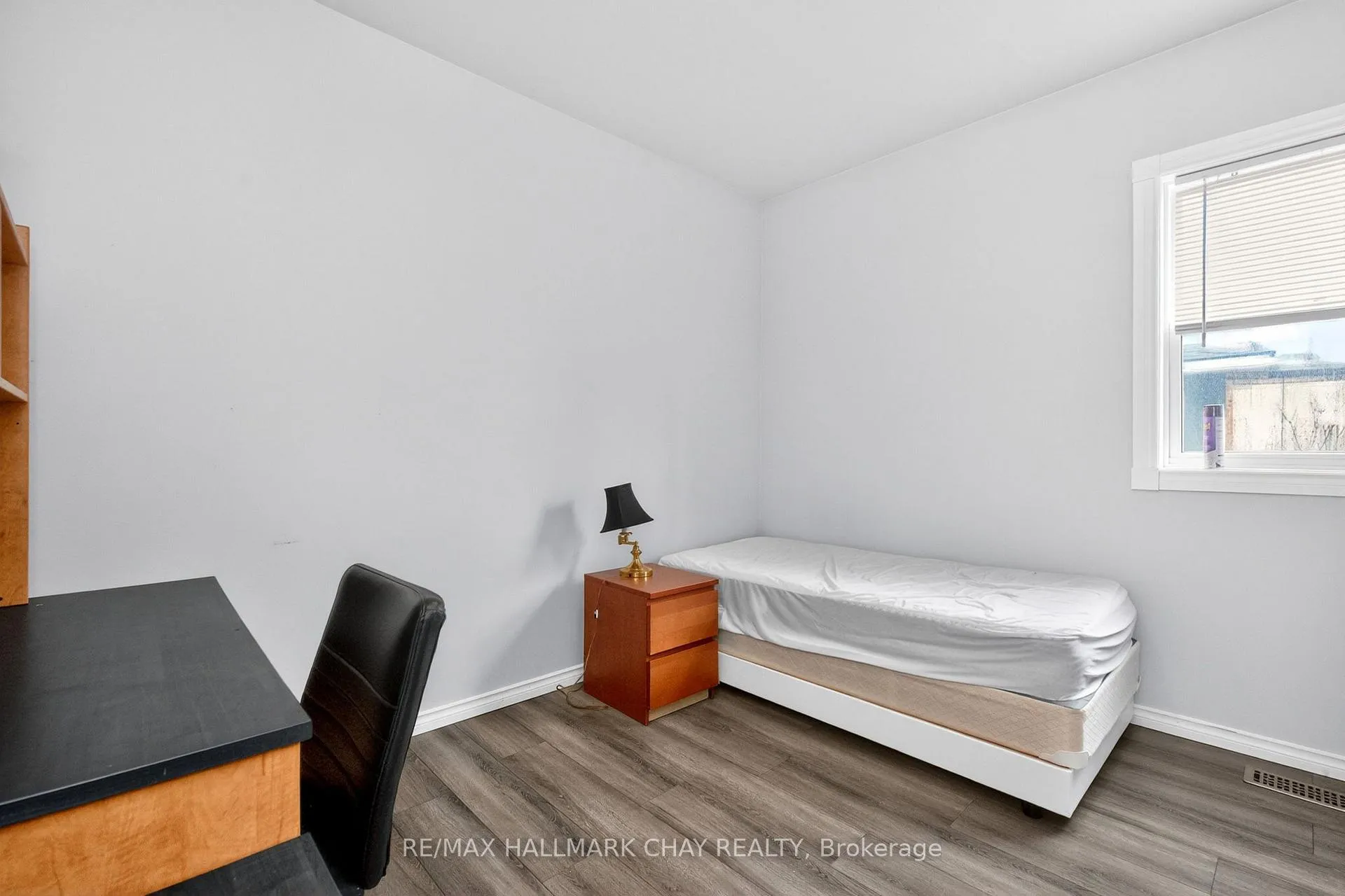 Photo 12 of 371 Barrie Road, Orillia — HOMEH