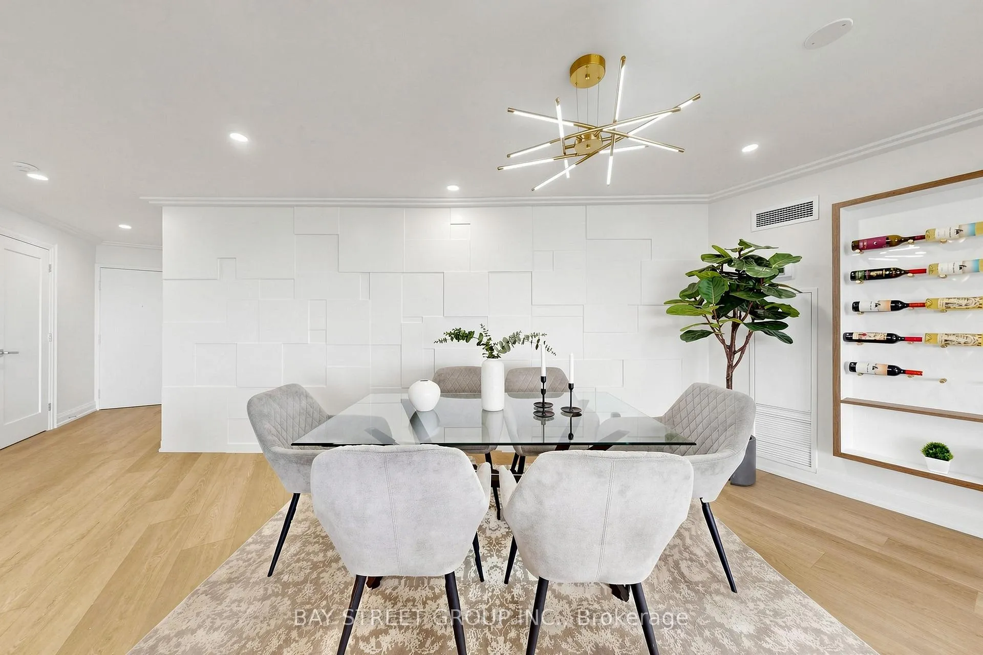 Photo 14 of Unit 2305, 85 Skymark Drive, North York, Hillcrest Village — HOMEH