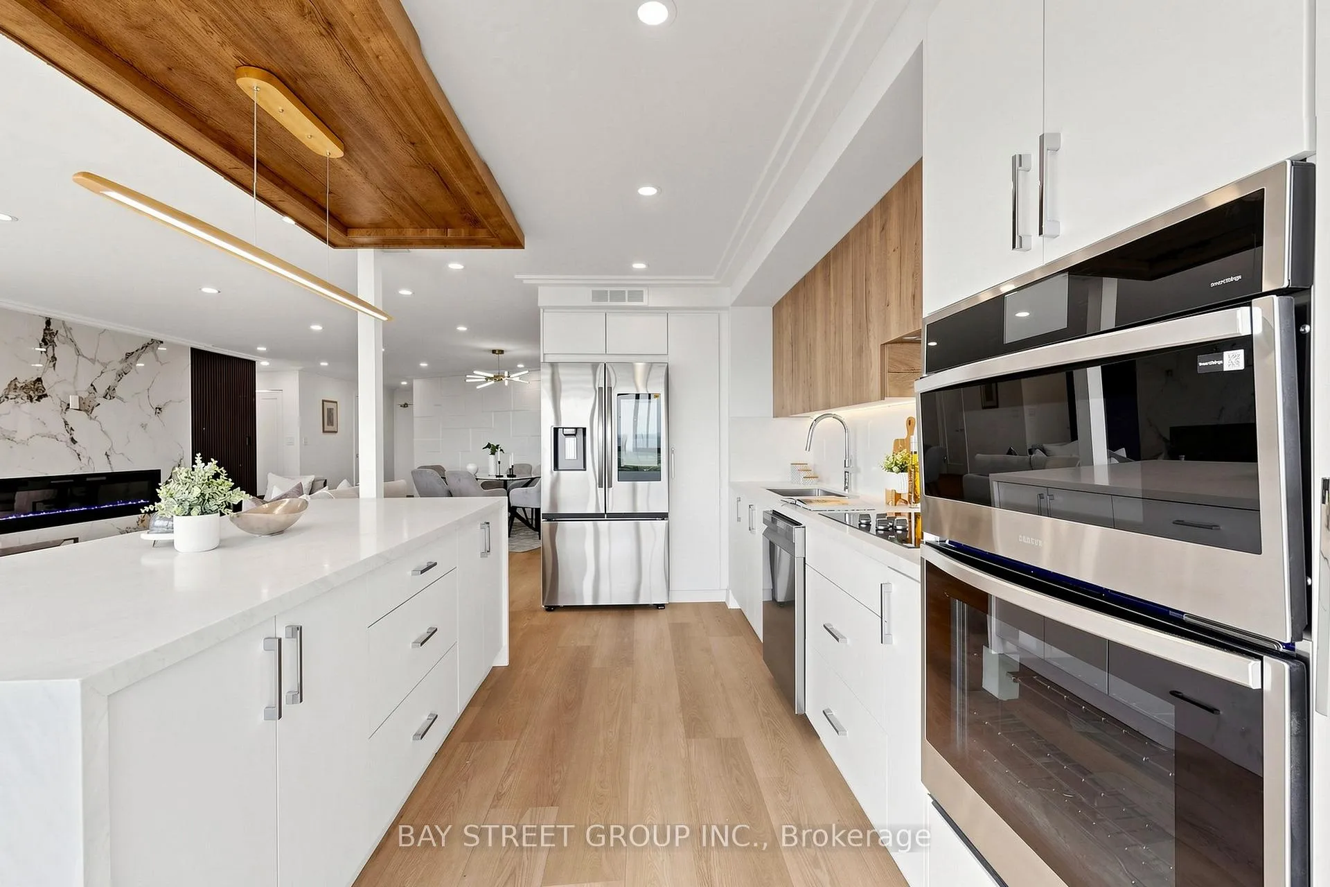 Photo 17 of Unit 2305, 85 Skymark Drive, North York, Hillcrest Village — HOMEH