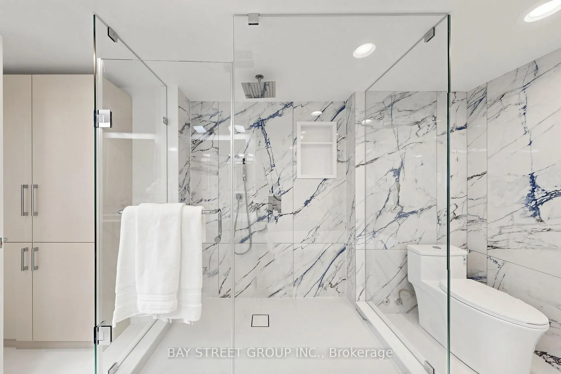 Photo 25 of Unit 2305, 85 Skymark Drive, North York, Hillcrest Village — HOMEH