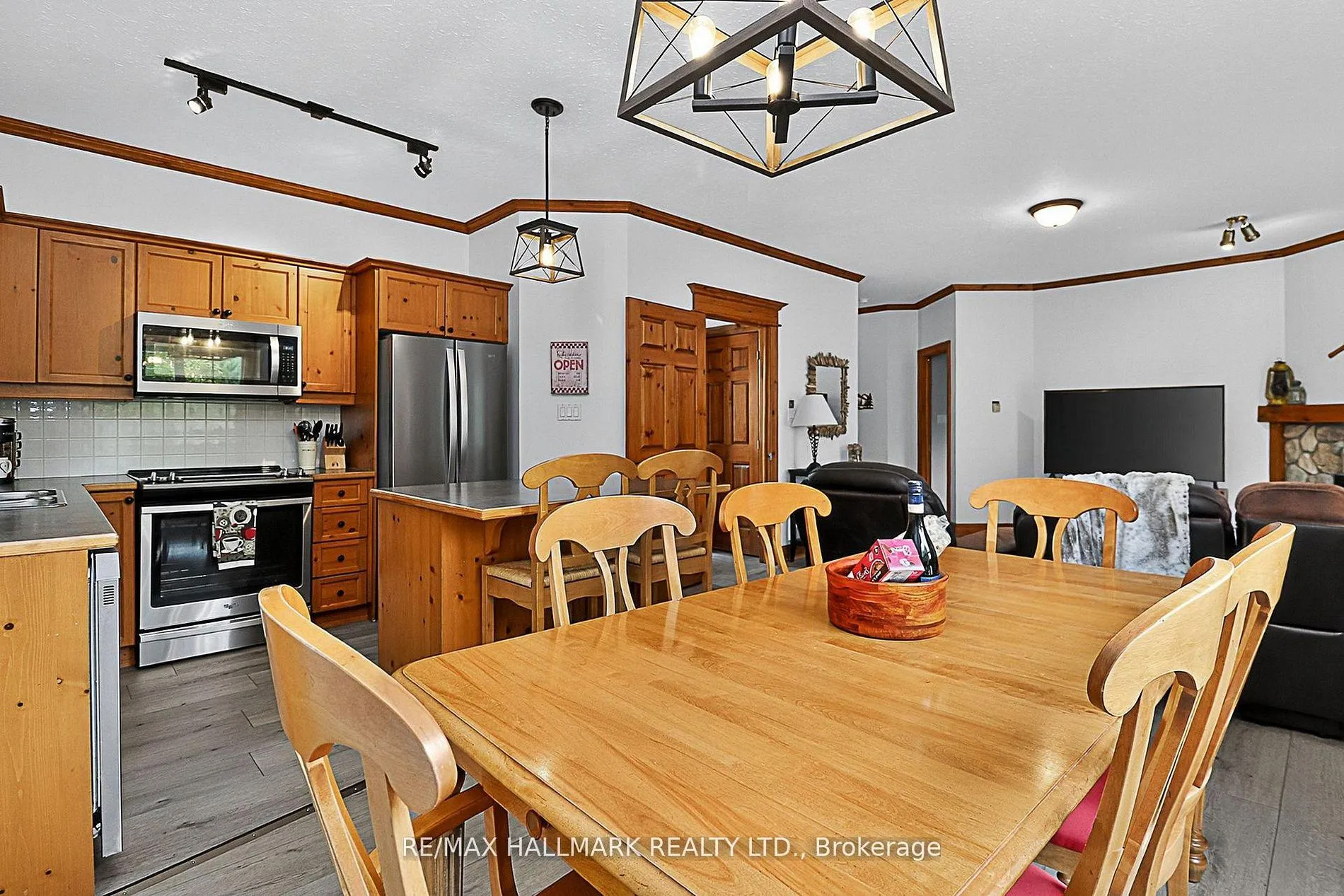 Photo 36 of Unit 101, 184 Snowbridge Way, Blue Mountains — HOMEH