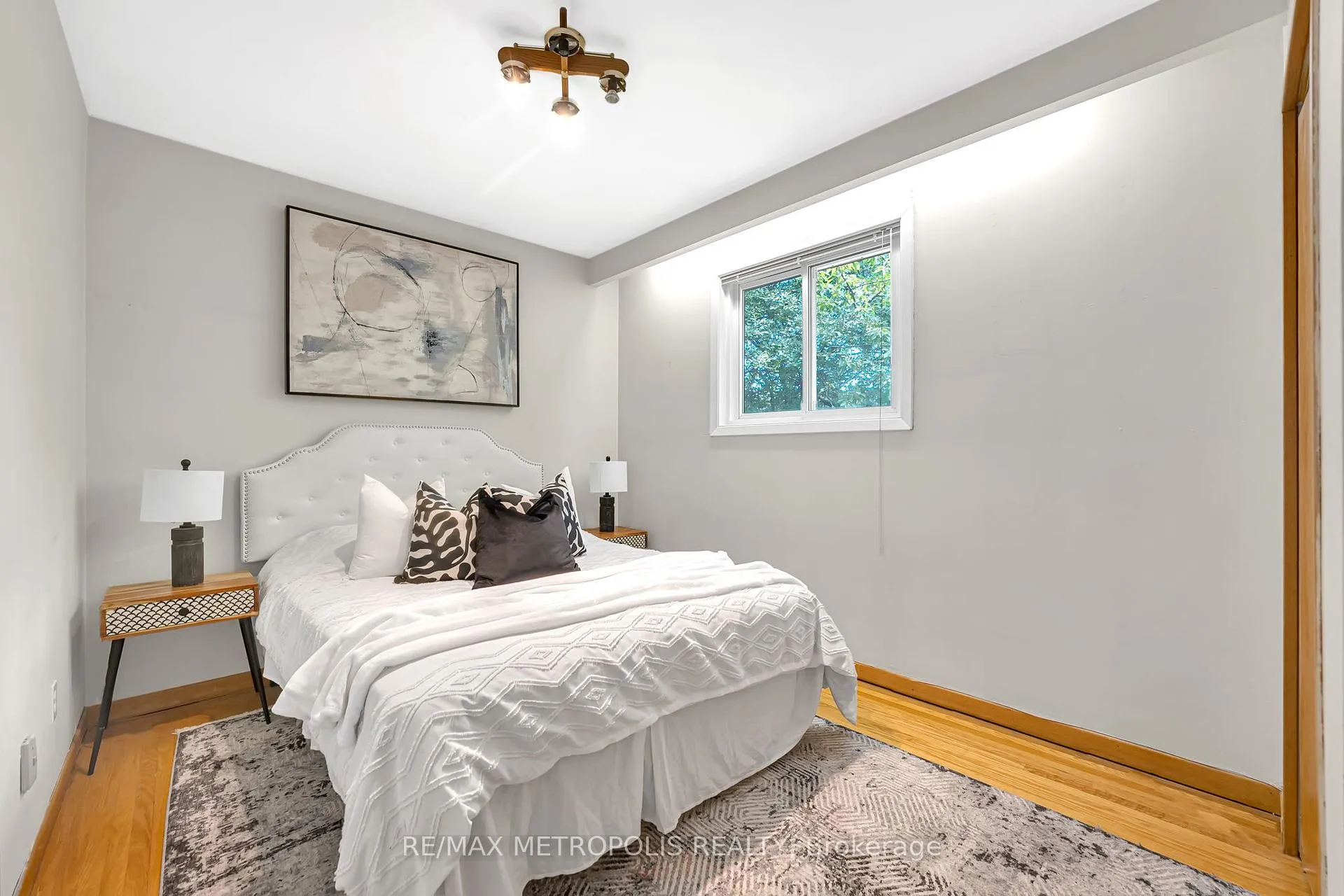 Photo 14 of 76 Harrington Crescent, North York, Bayview Woods-Steeles — HOMEH