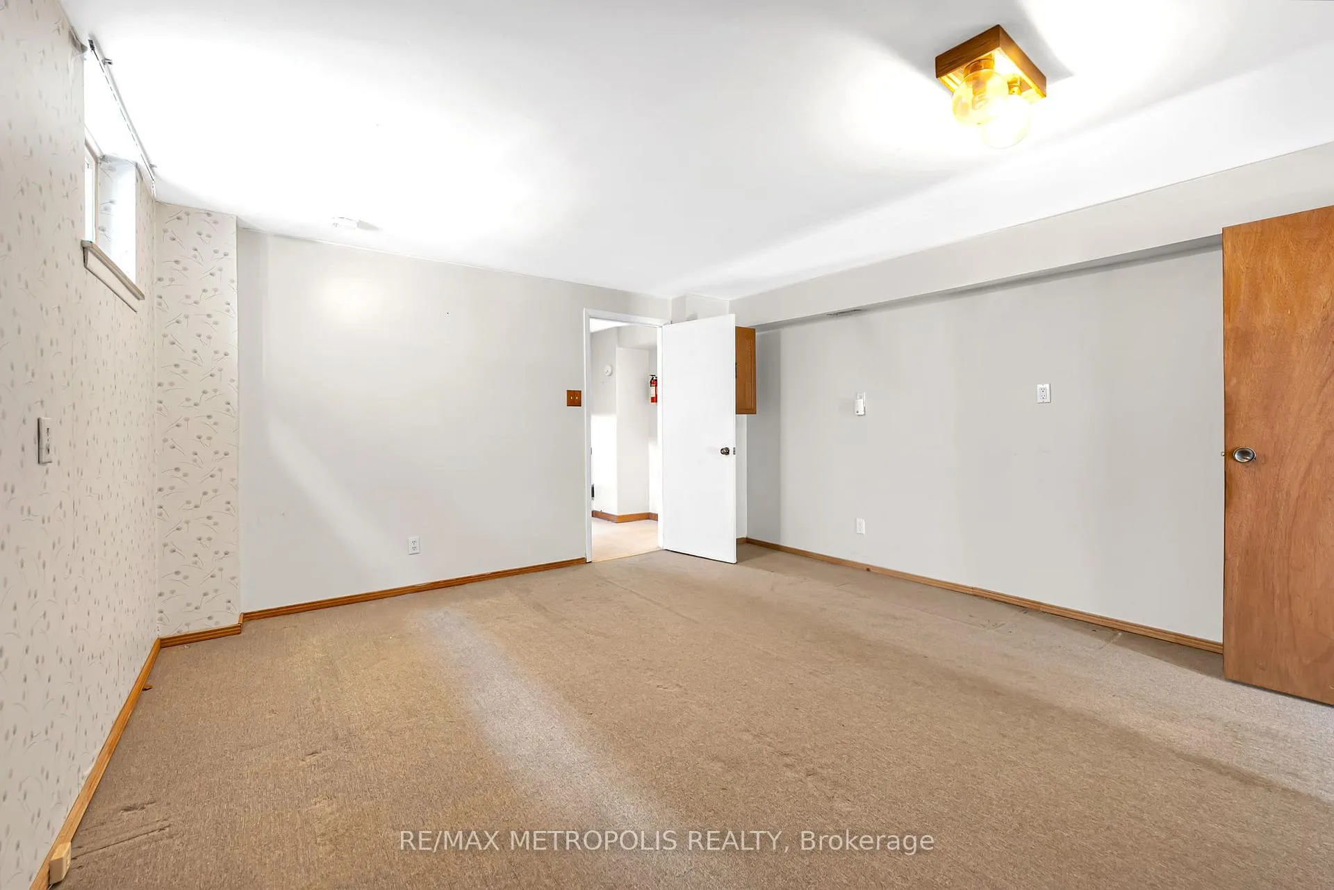 Photo 18 of 76 Harrington Crescent, North York, Bayview Woods-Steeles — HOMEH