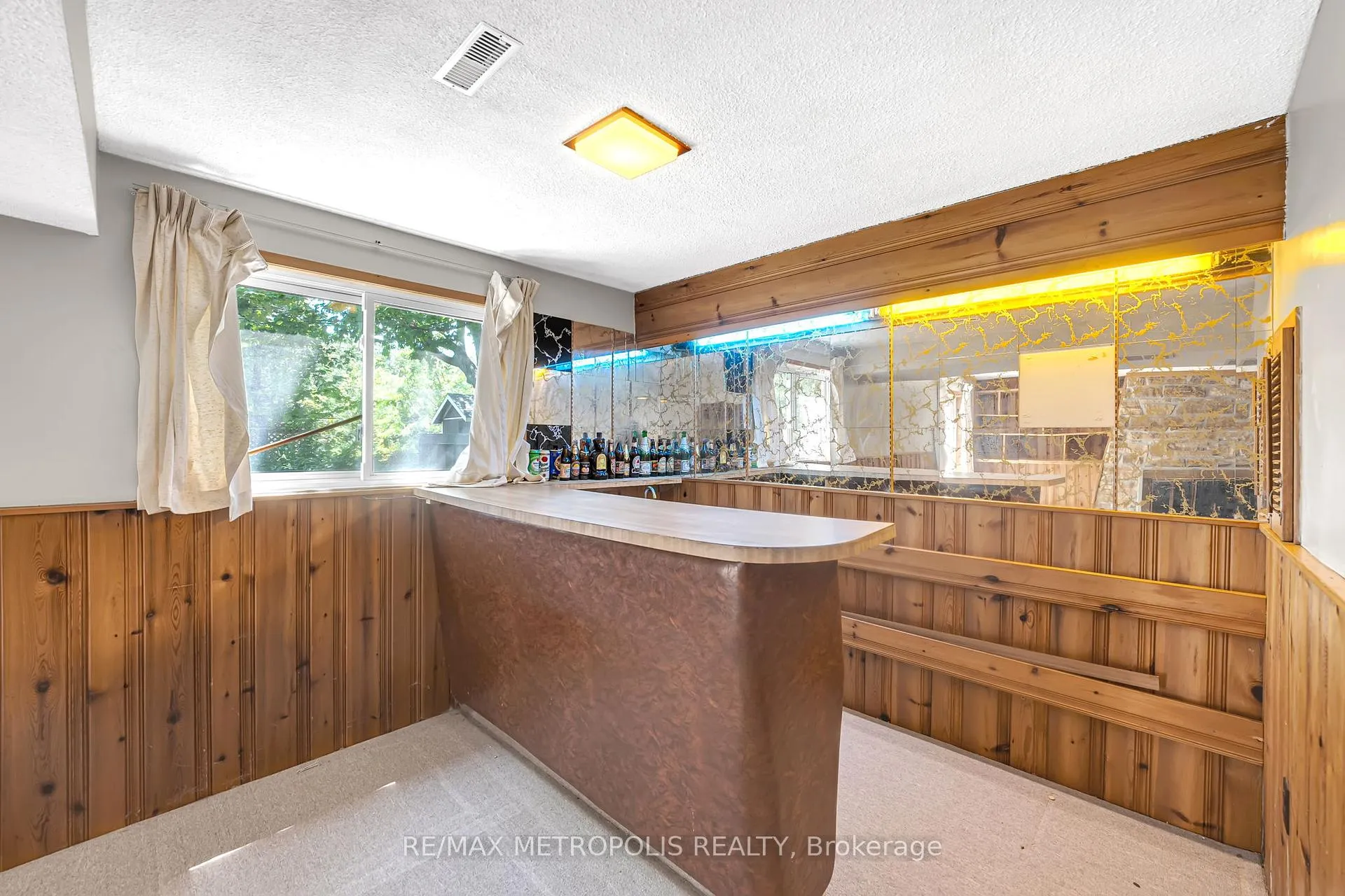 Photo 24 of 76 Harrington Crescent, North York, Bayview Woods-Steeles — HOMEH