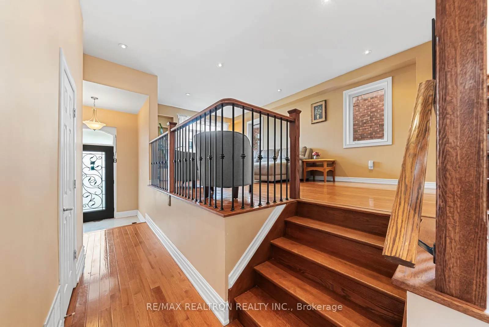 Photo 4 of 51 Rogers Road, Toronto, Oakwood Village — HOMEH