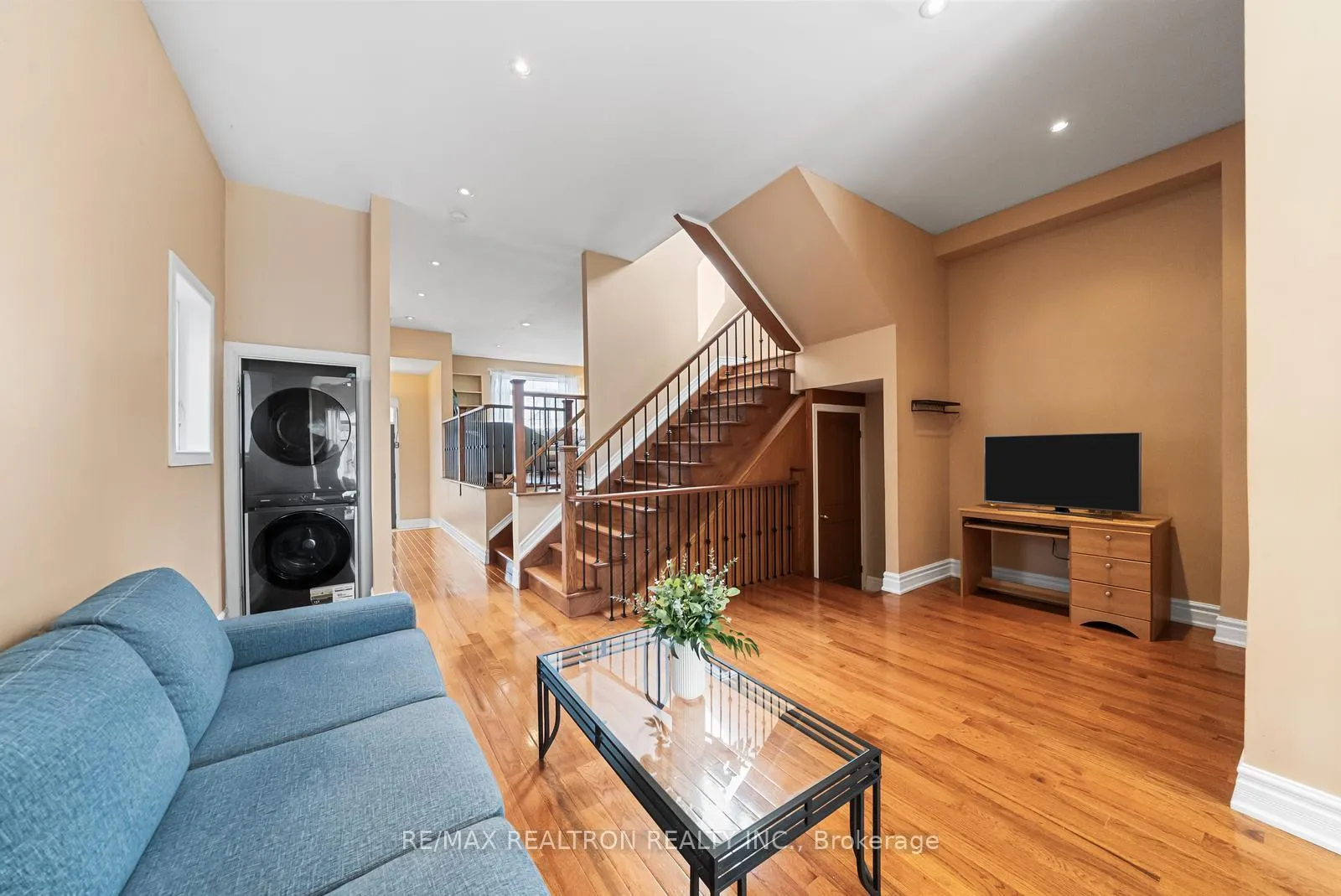 Photo 9 of 51 Rogers Road, Toronto, Oakwood Village — HOMEH