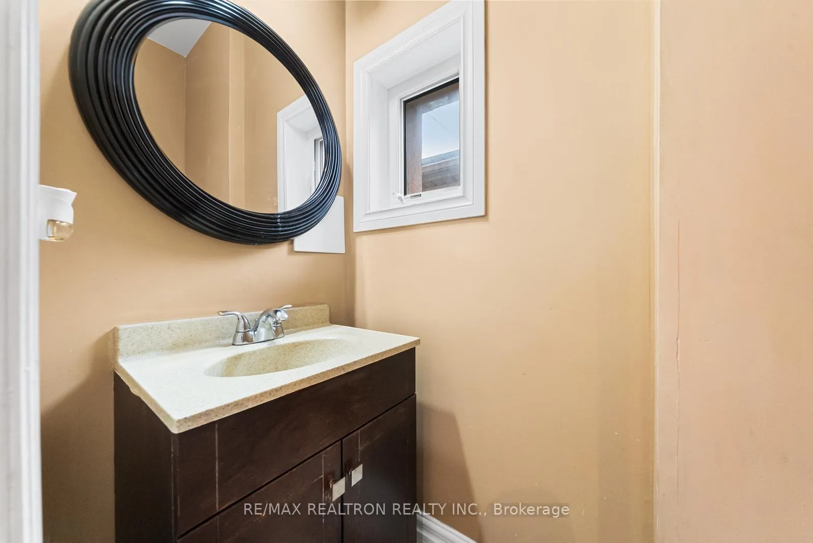 Photo 12 of 51 Rogers Road, Toronto, Oakwood Village — HOMEH