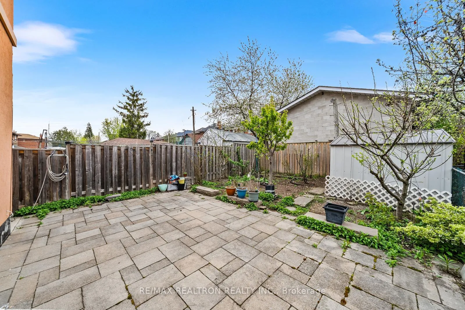 Photo 35 of 51 Rogers Road, Toronto, Oakwood Village — HOMEH