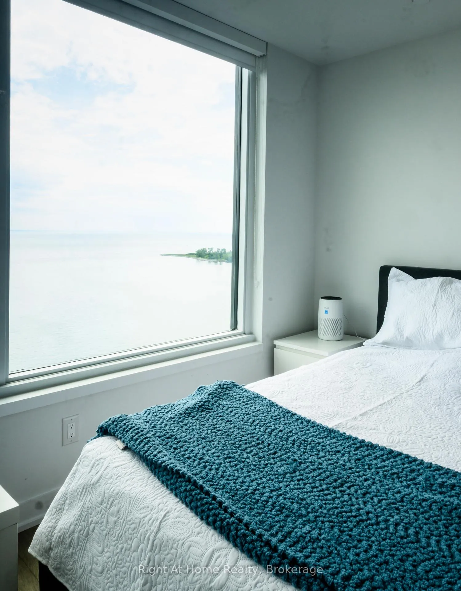Photo 13 of Unit 2808, 1928 Lakeshore Boulevard W, Toronto, High Park-Swansea — HOMEH