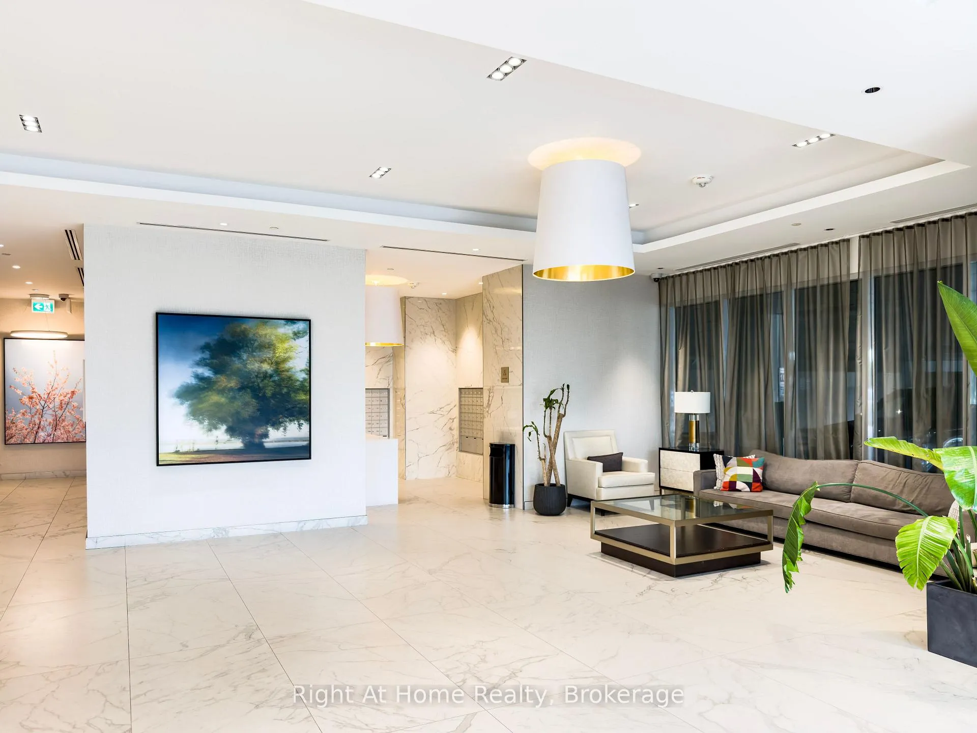 Photo 19 of Unit 2808, 1928 Lakeshore Boulevard W, Toronto, High Park-Swansea — HOMEH